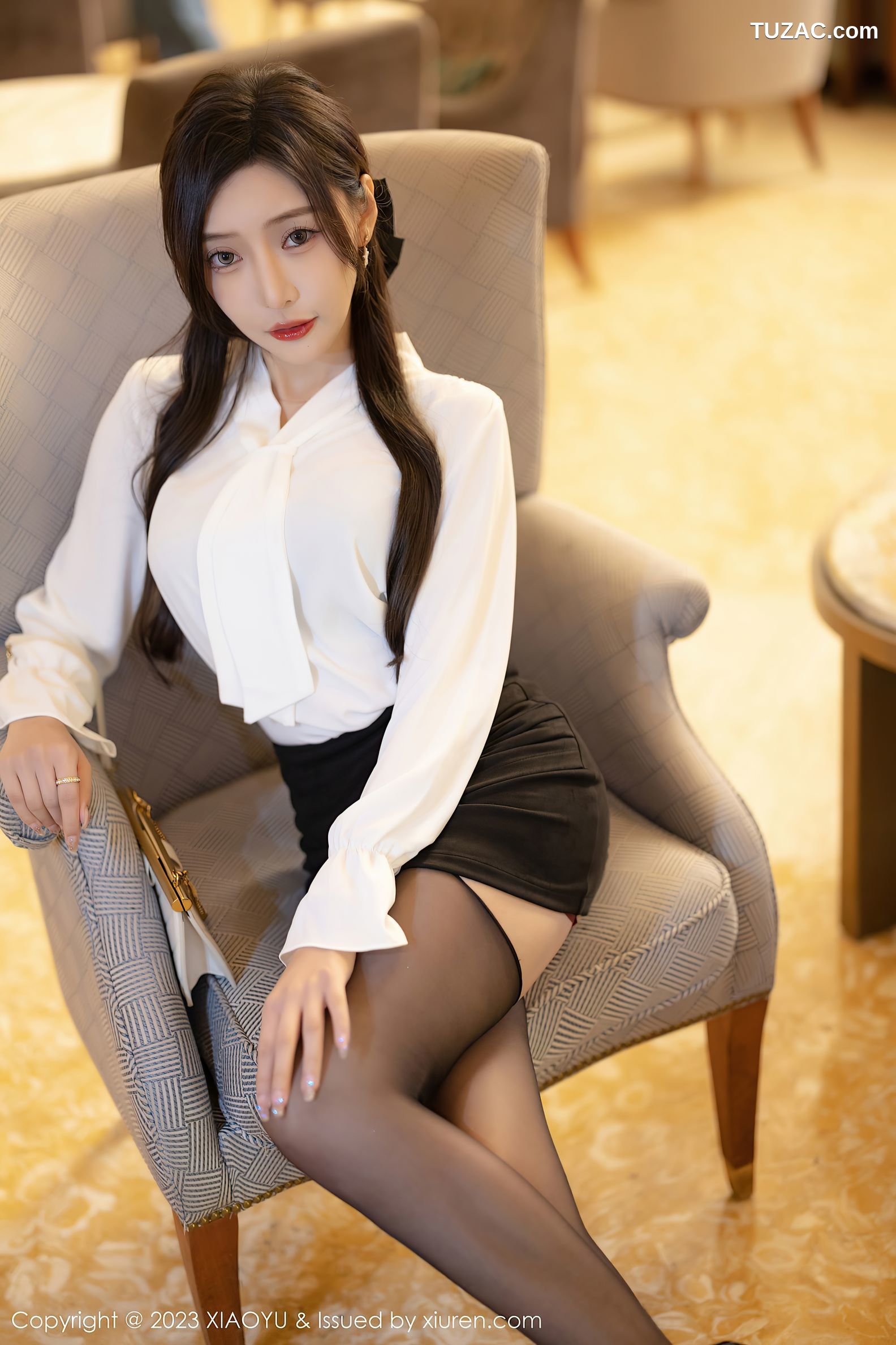 XiaoYu语画界-1033-王馨瑶yanni-白衬衫黑短裙黑丝-2023.05.23