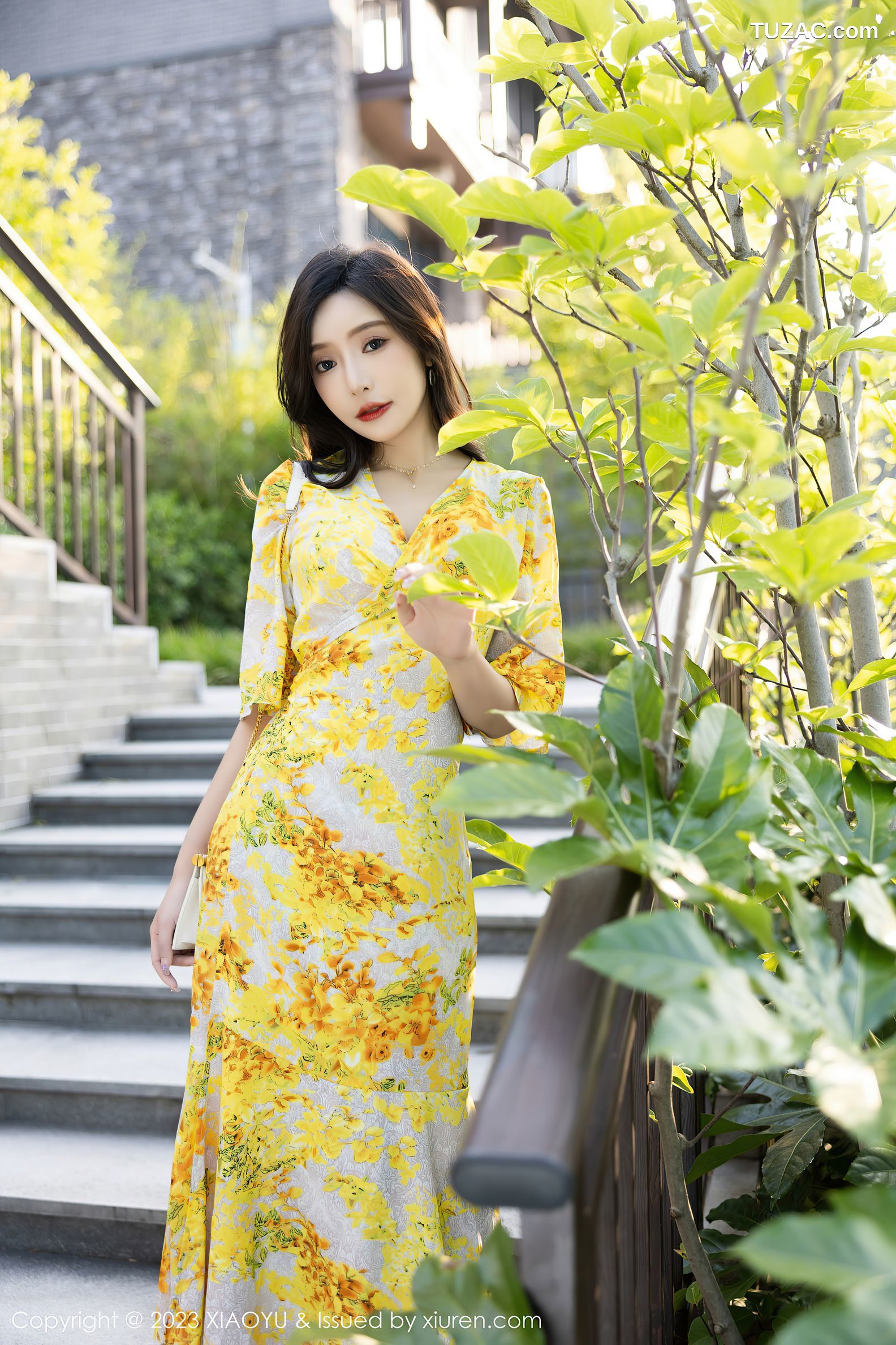 XiaoYu语画界-1043-王馨瑶yanni-贵州旅拍-黄色花长裙白色蕾丝内衣-2023.06.05