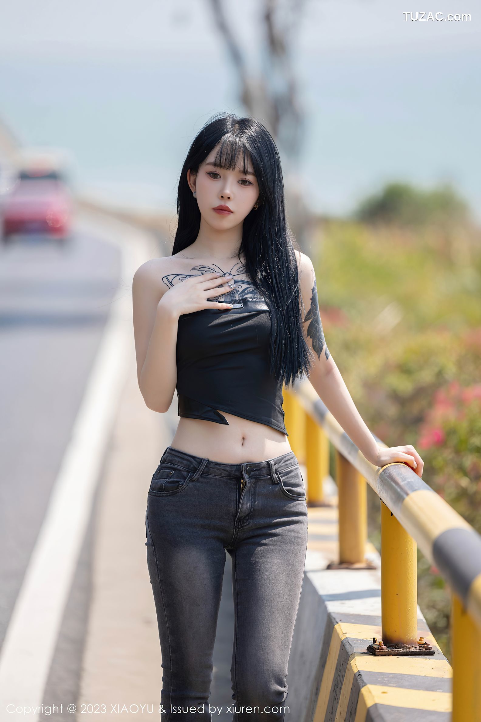 XiaoYu语画界-1047-奶瓶-黑抹胸黑牛仔裤蛋黄色吊带黑透视睡衣-2023.06.12