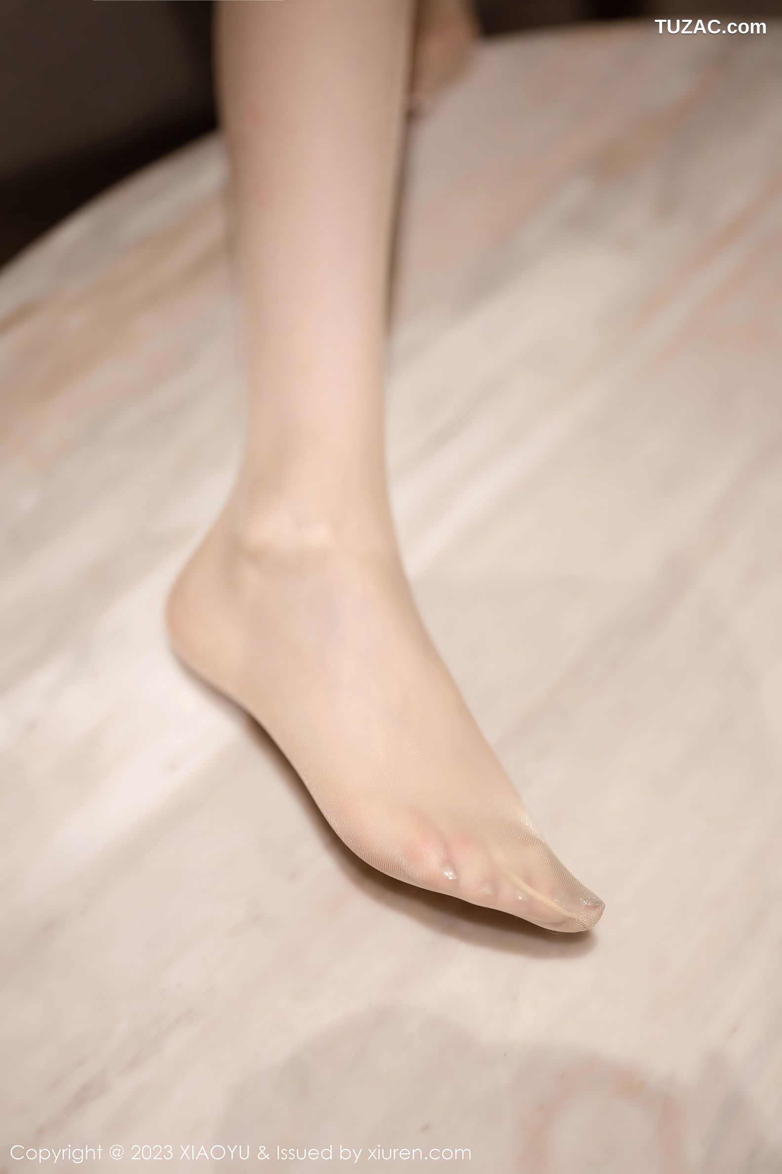 XiaoYu语画界-1138-梦心玥-米色露肩连衣短裙灰色睡衣-2023.11.02