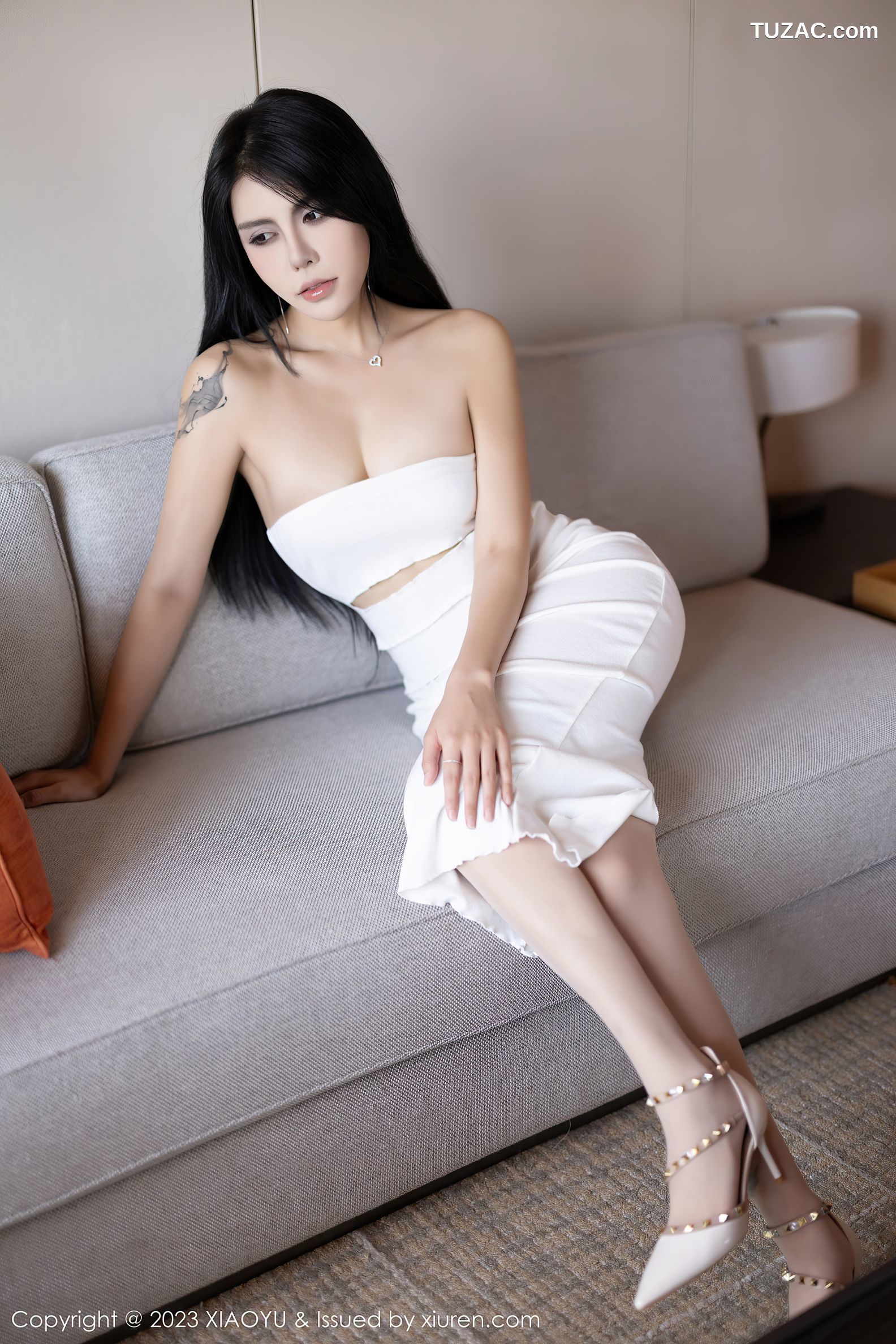XiaoYu语画界-1141-金纯一-白色抹胸连衣裙-黑色网纱透视情趣内衣黑丝-2023.11.07