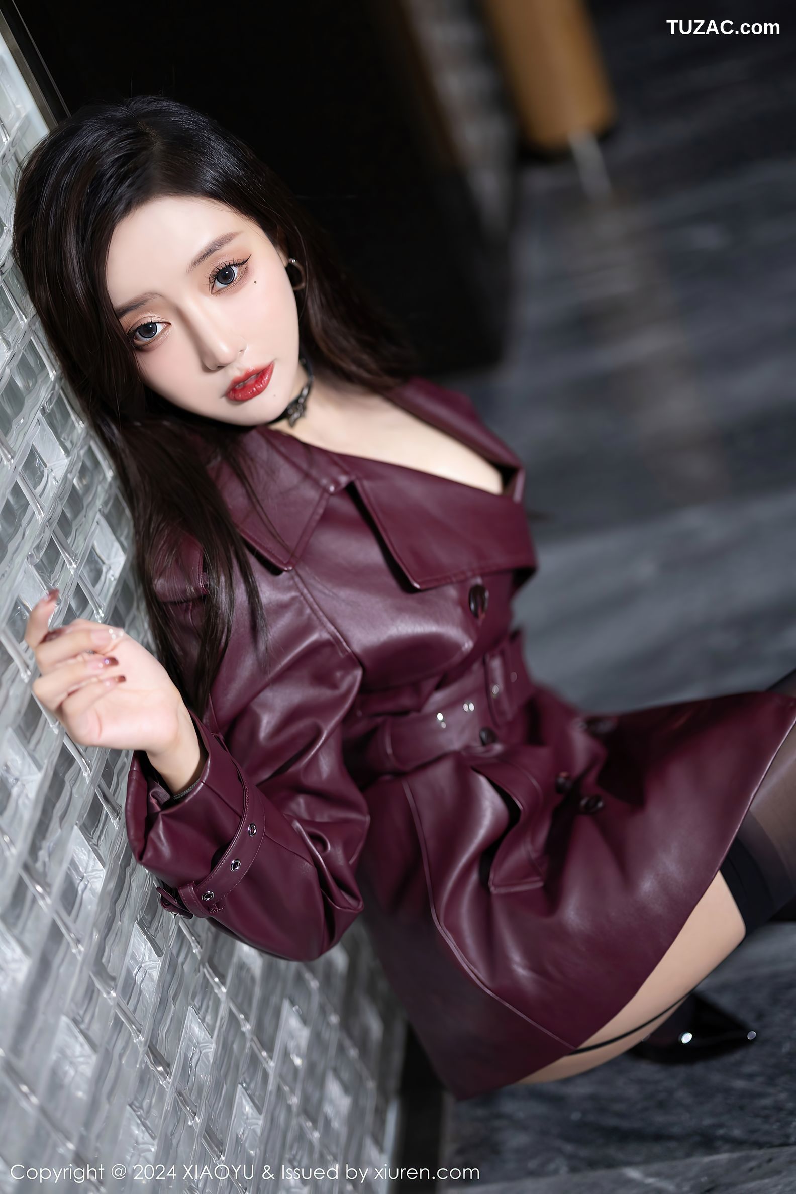 XiaoYu语画界-1177-王馨瑶yanni-暗红皮夹克黑色蕾丝内衣黑丝-2024.01.03