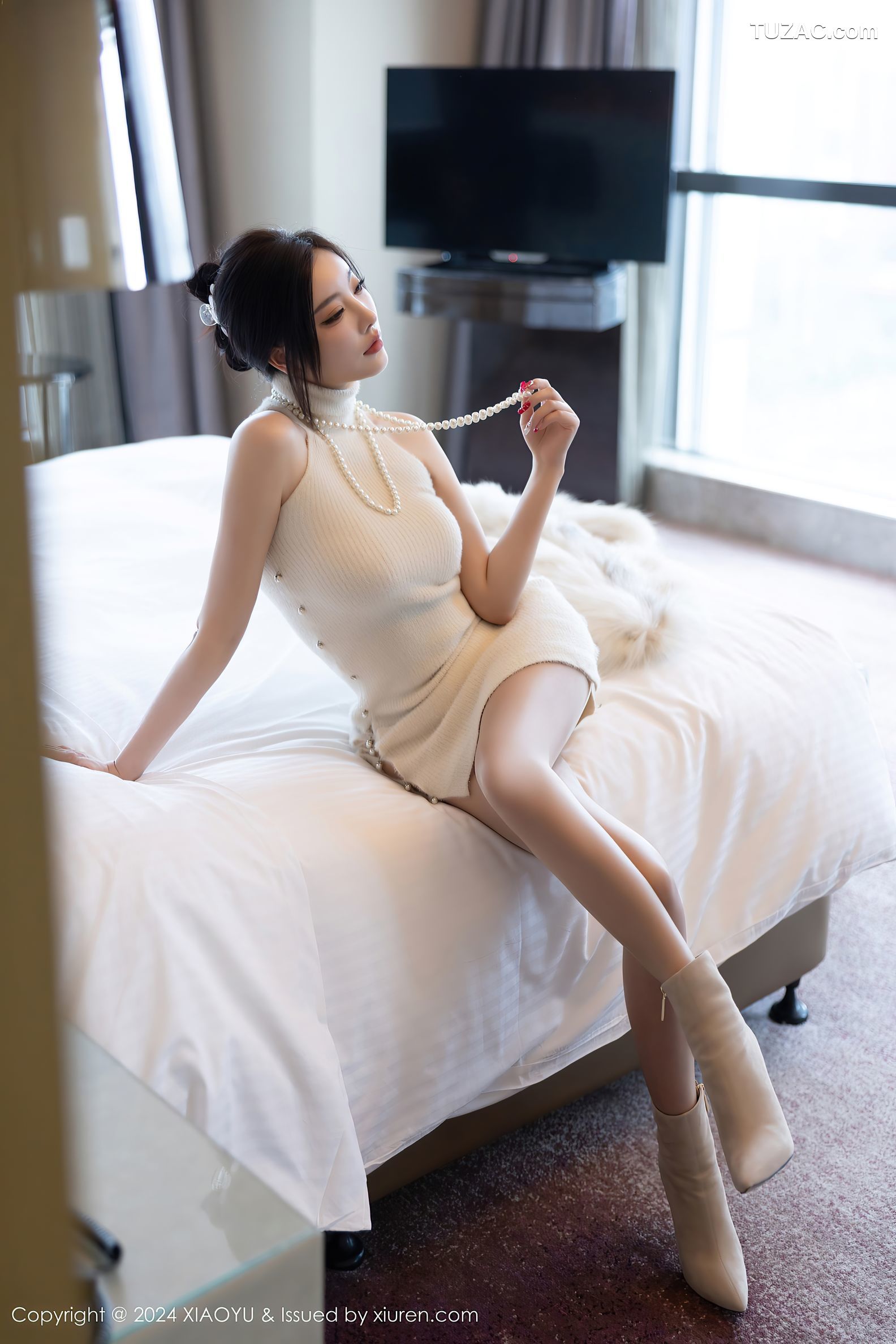 XiaoYu语画界-1220-杨晨晨Yome-浅色露肩连衣短裙-2024.03.15