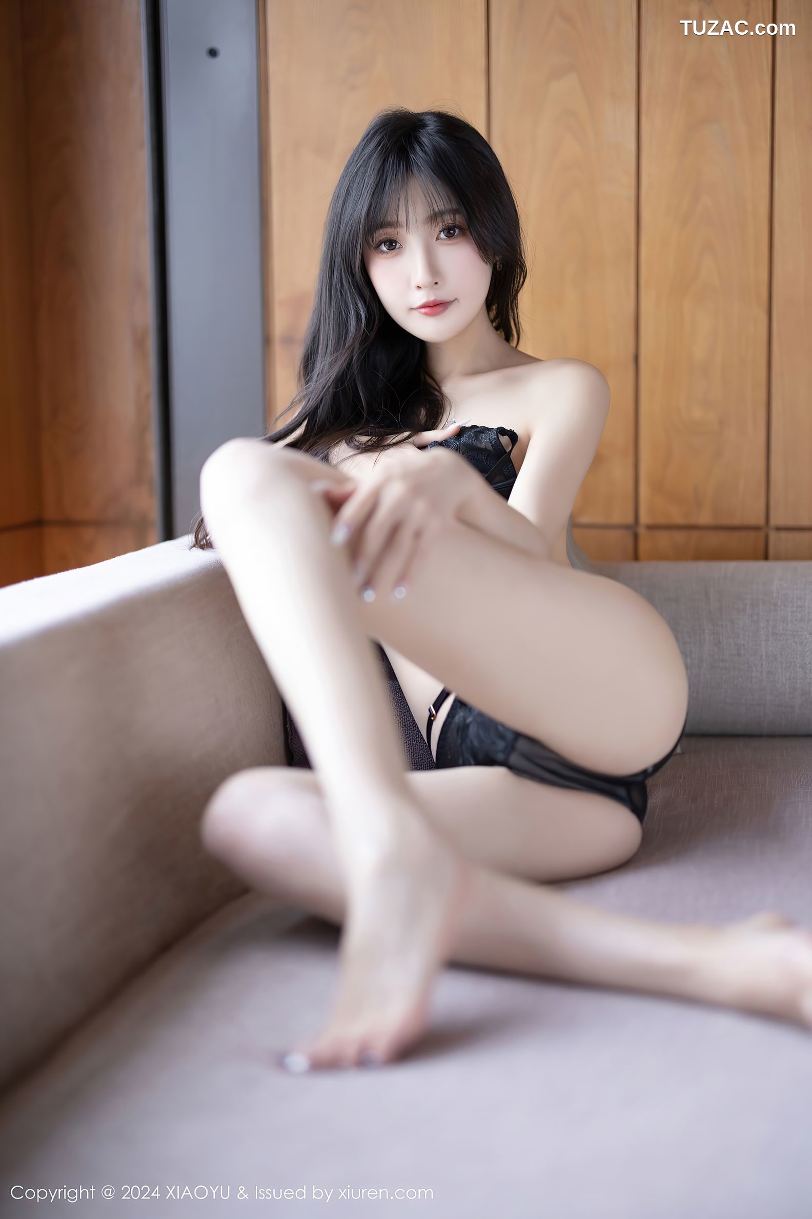 XiaoYu语画界-1222-林星阑-哈尔滨旅拍-红衬衫黑短裙黑丝-2024.03.21