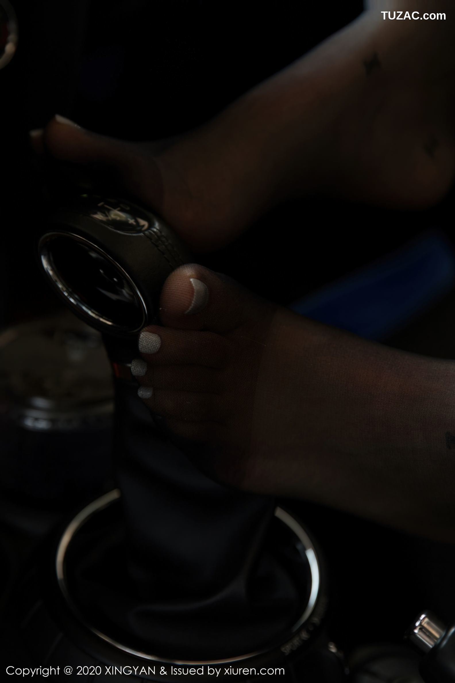 XingYan星颜社-139-凯竹姐姐-黑套装汽车销售