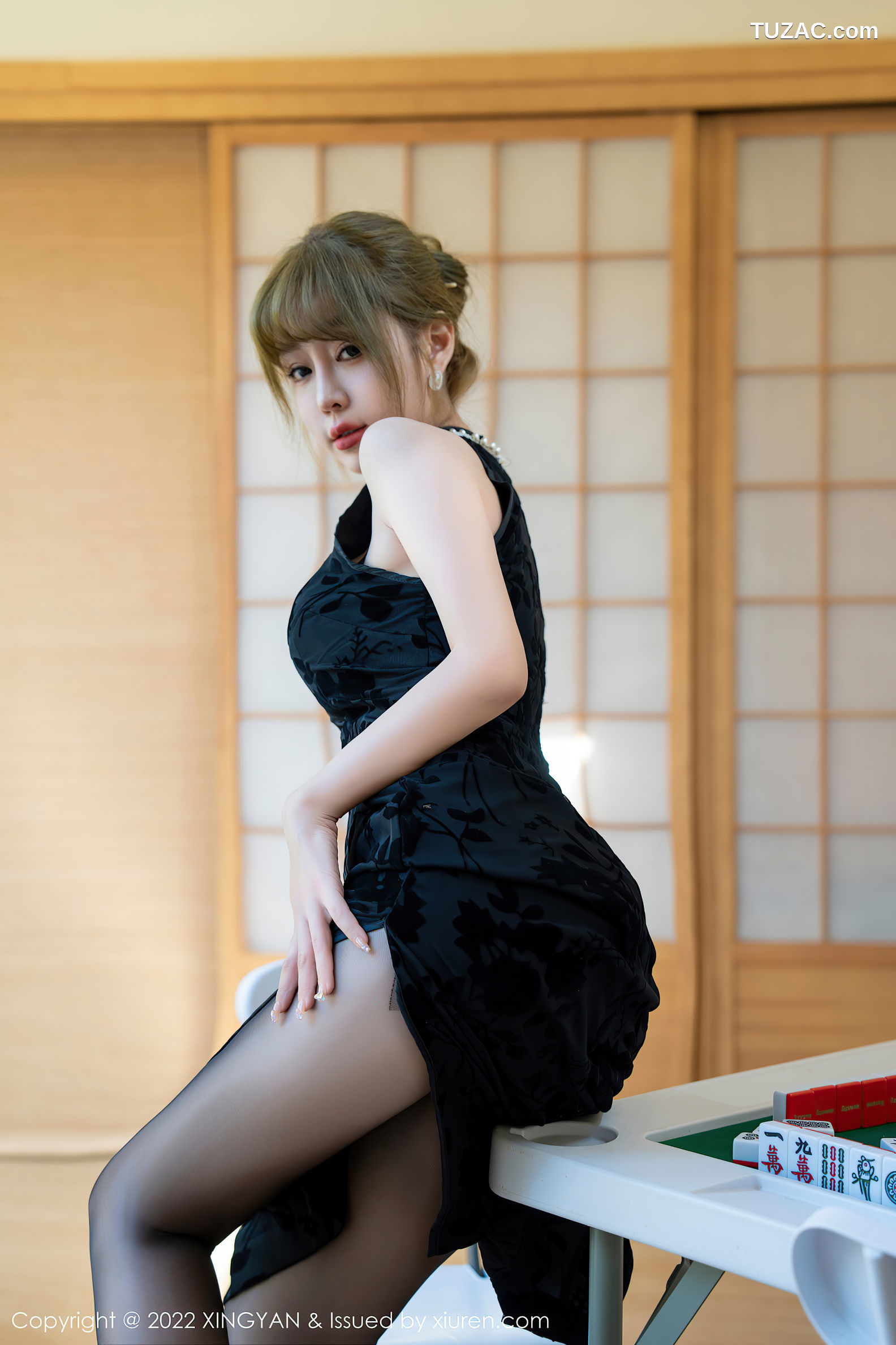 XingYan星颜社-148-王雨纯-黑色旗袍黑内黑丝