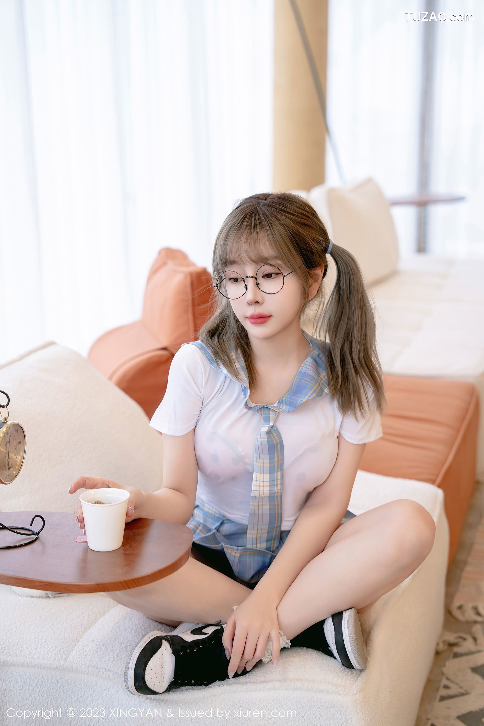XingYan星颜社-180-王雨纯-蓝格短裙女学生