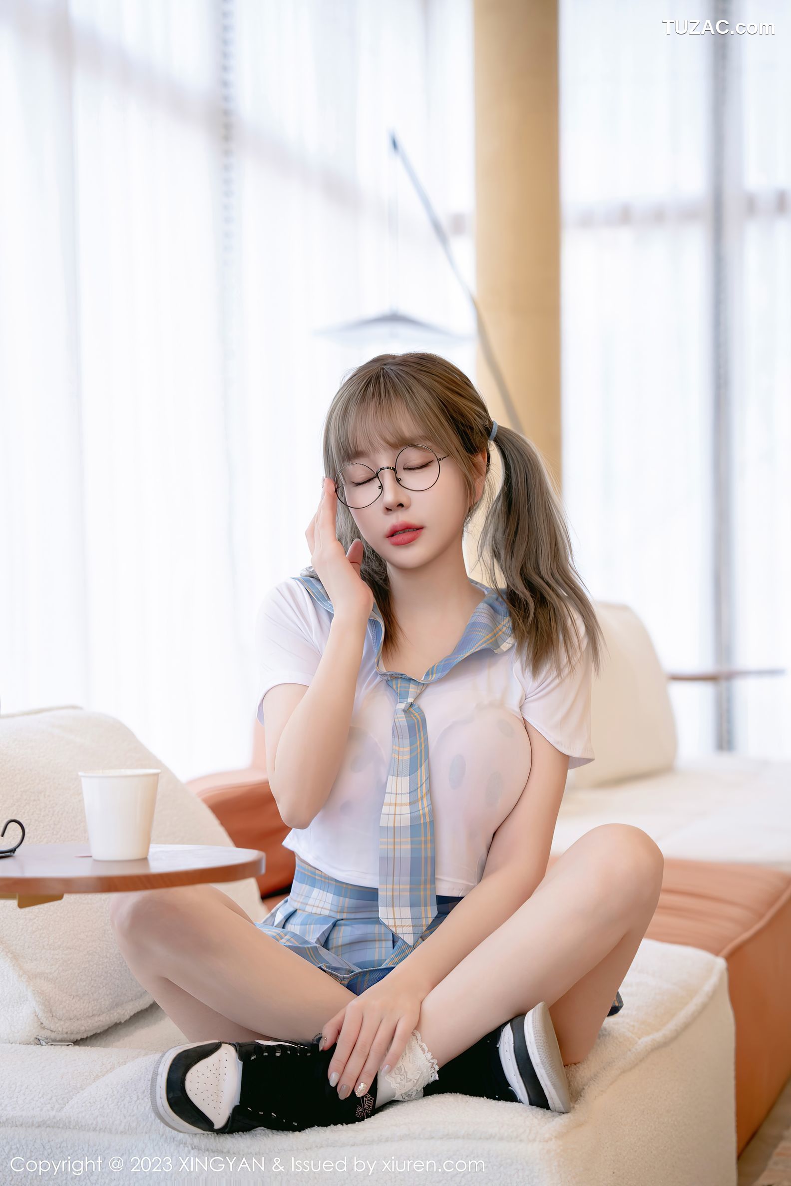 XingYan星颜社-180-王雨纯-蓝格短裙女学生