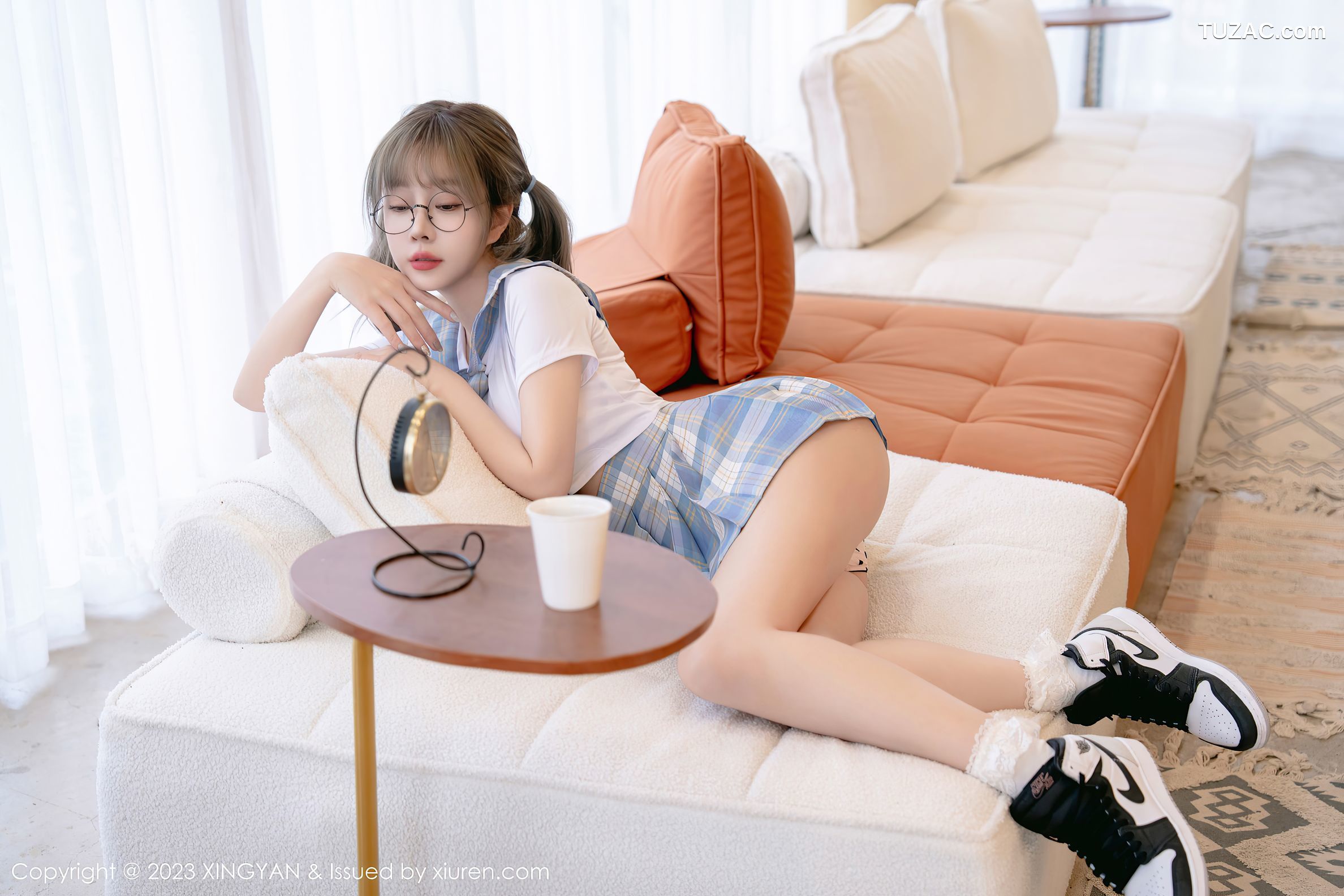 XingYan星颜社-180-王雨纯-蓝格短裙女学生