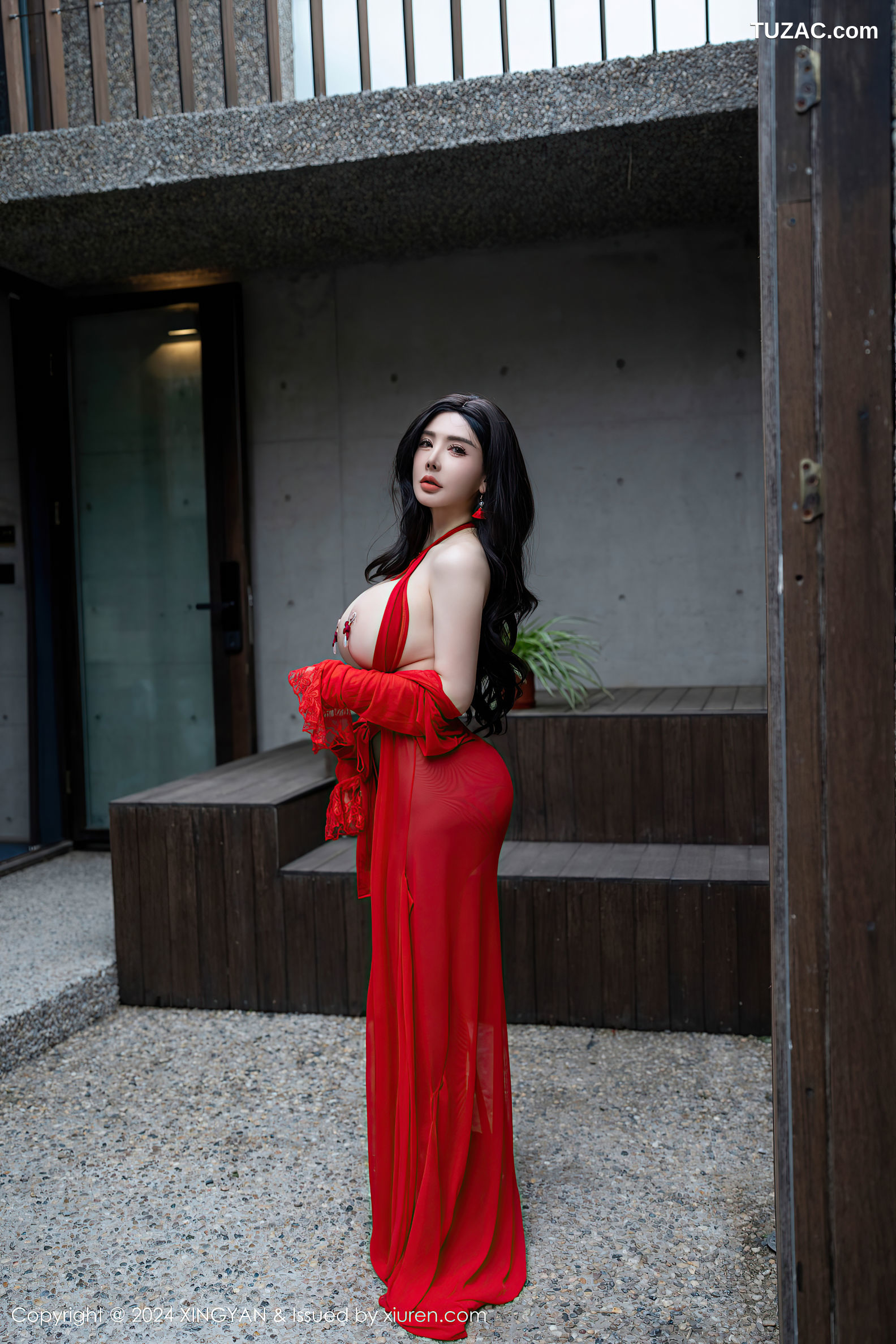 XingYan星颜社-245-潘思沁-红色长裙黑丝真空爆乳-2024.06.21
