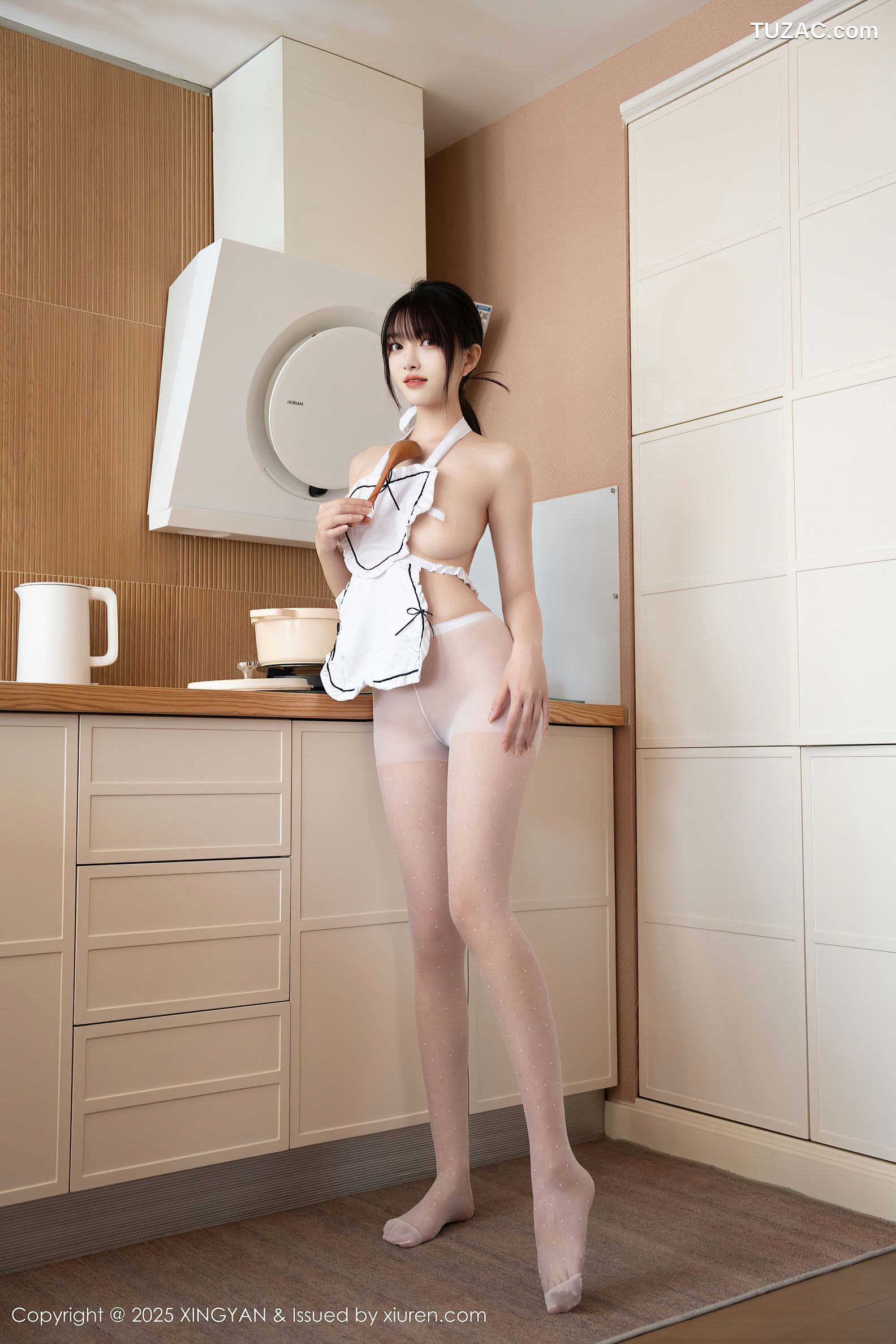 XingYan星颜社-342-白露lulu-人妻厨房白色围裙真空爆乳白色丝袜-2025.04.30