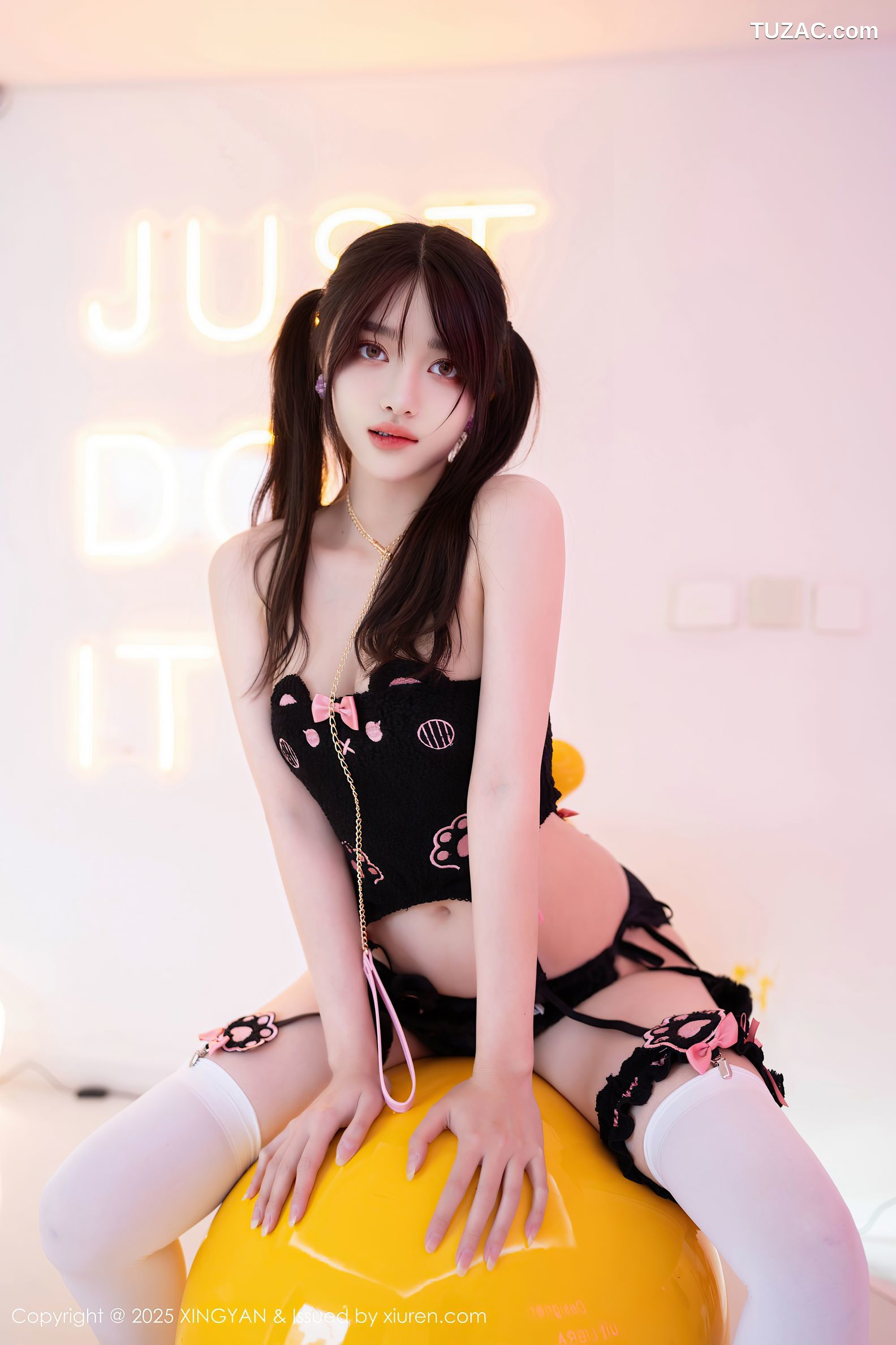 XingYan星颜社-349-白露lulu-黑色情趣内衣白丝爆乳-2025.05.22