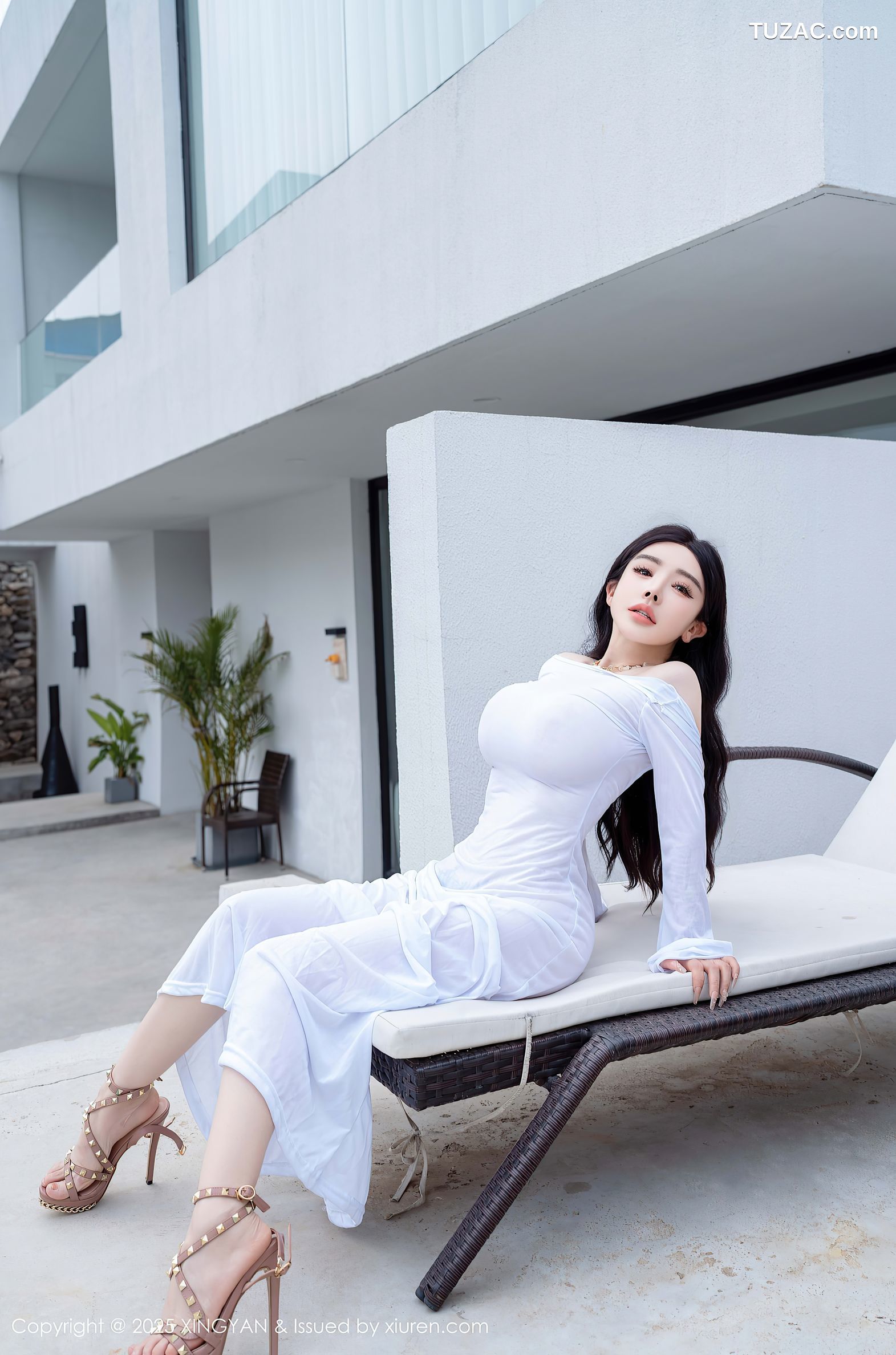 XingYan星颜社-355-潘思沁-庭院白色连衣裙全裸爆乳-2025.06.06
