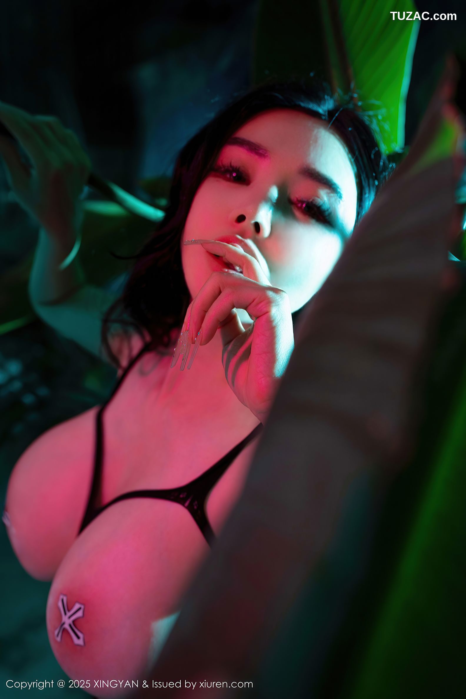 XingYan星颜社-359-潘思沁-黑色轻透情趣内衣爆乳绑缚-2025.06.20