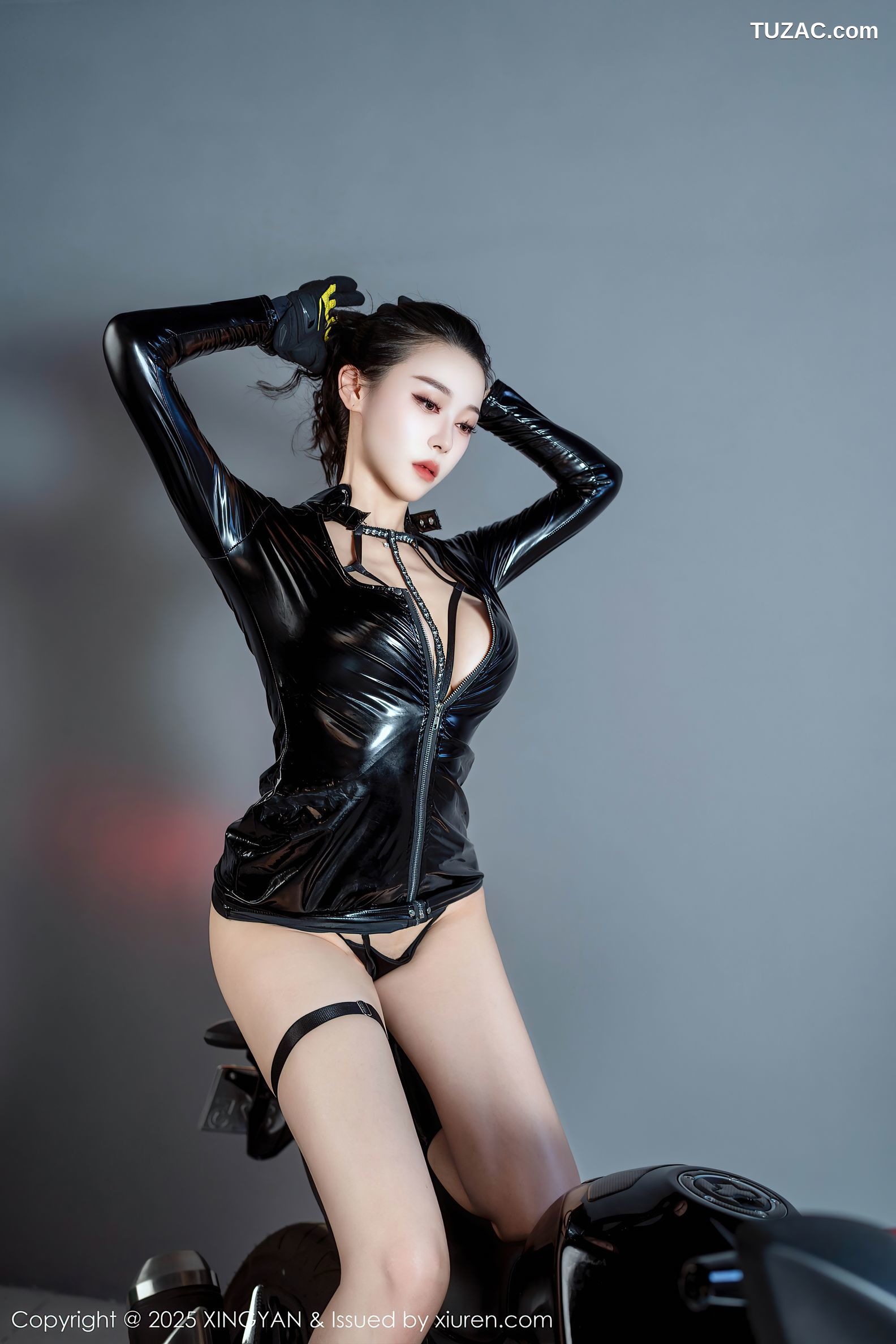 XingYan星颜社-378-清妙-机车女模黑皮衣黑色情趣绑带内衣-2025.08.01