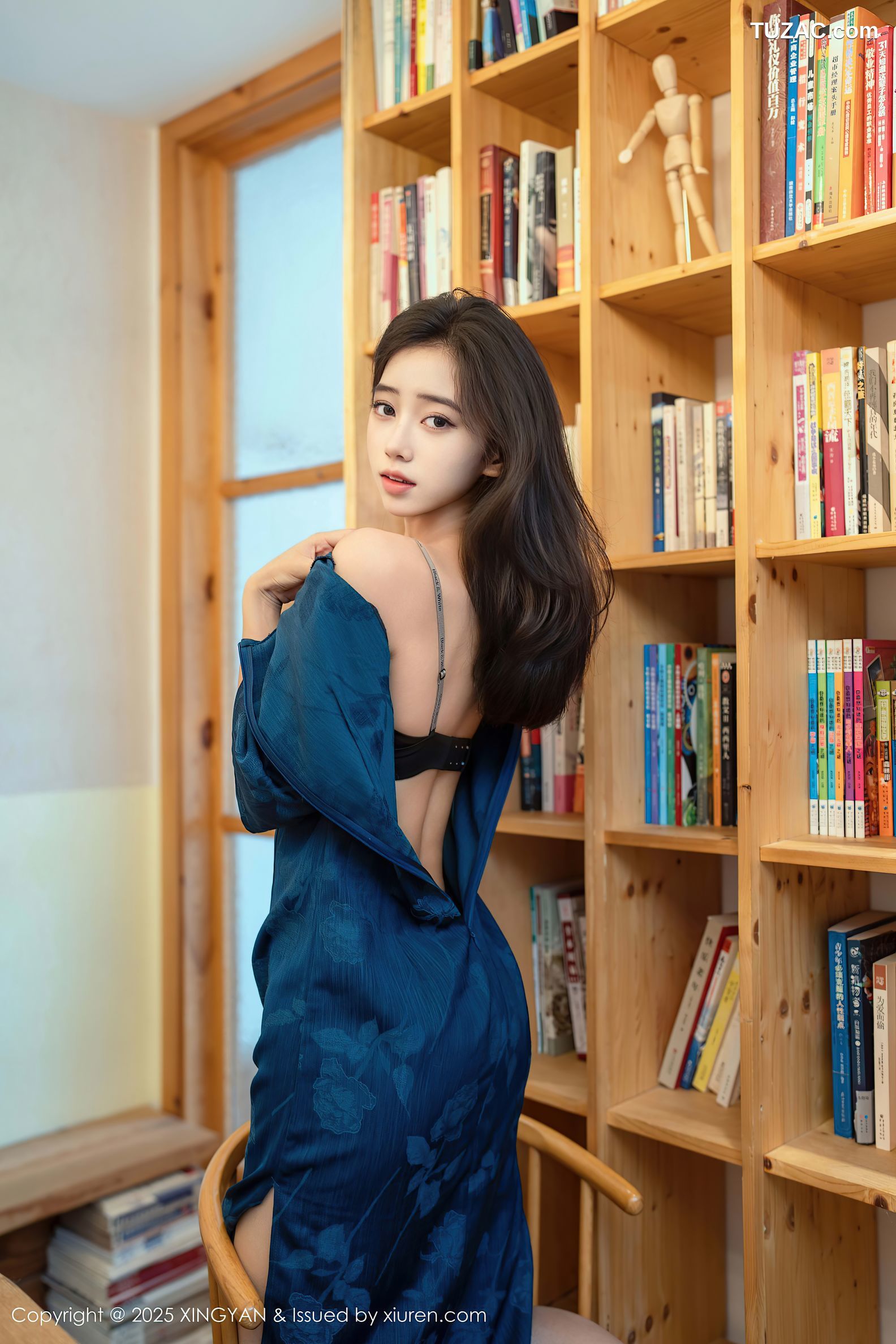 XingYan星颜社-390-时安安-深蓝色旗袍黑色内衣-2025.08.26