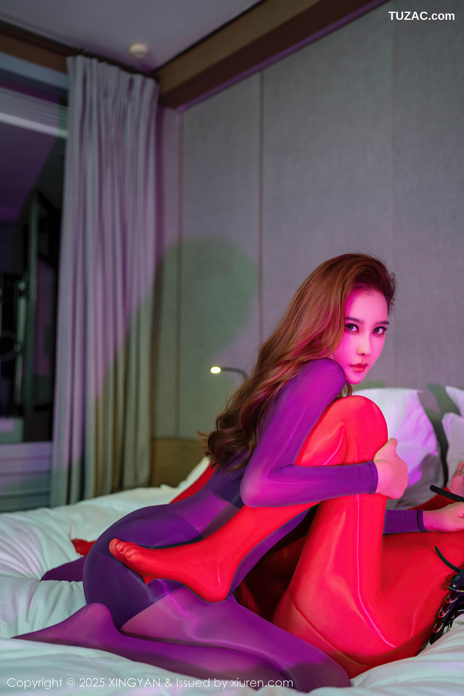 XingYan星颜社-395-李丽莎-模特合集-姐妹花紫色红色连体丝袜-2025.09.04