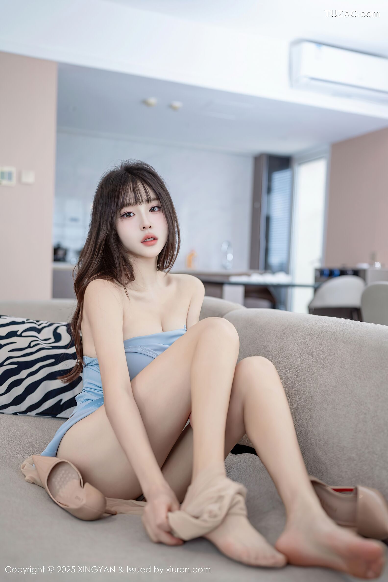 XingYan星颜社-418-沈南汐RuRu-淡蓝T白色包臀裙肉丝-2025.10.29