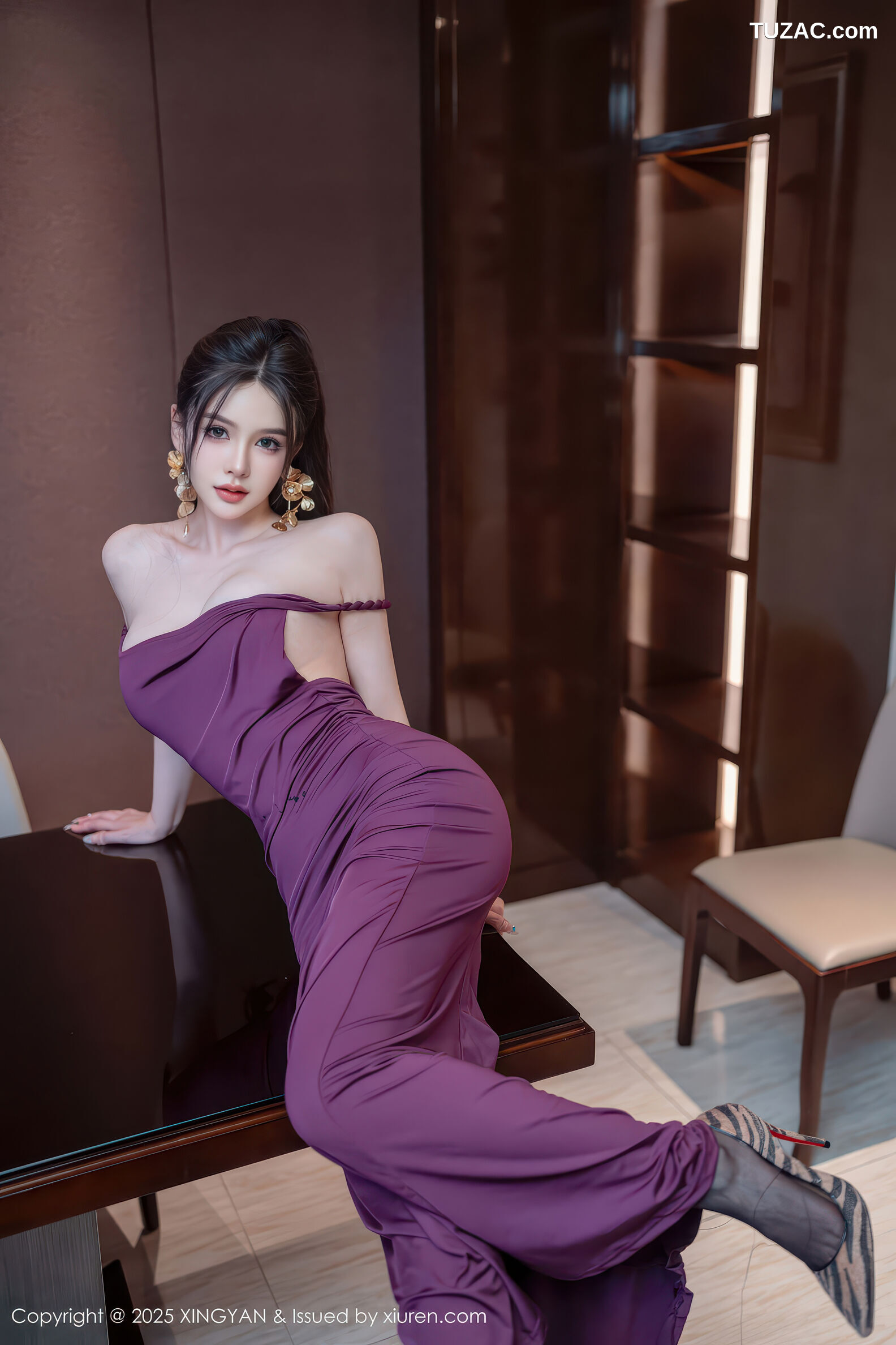 XingYan星颜社-436-李丽莎-温心怡-紫色连衣裙魅惑黑丝-2025.11.28