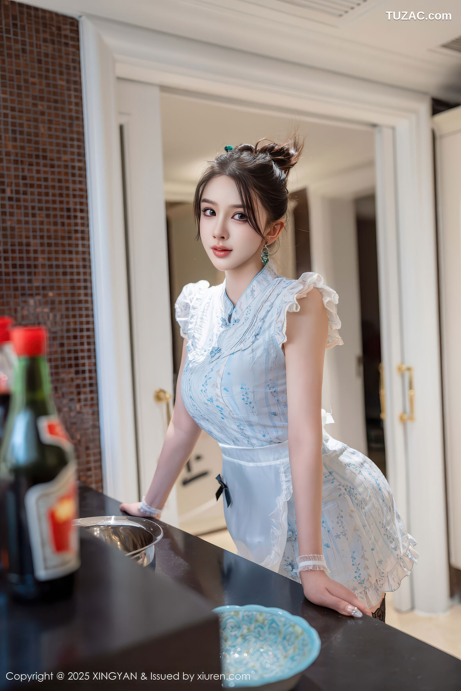 XingYan星颜社-444-李丽莎-姐妹花厨娘短旗袍黑丝黑蕾丝情趣内衣-2025.12.12
