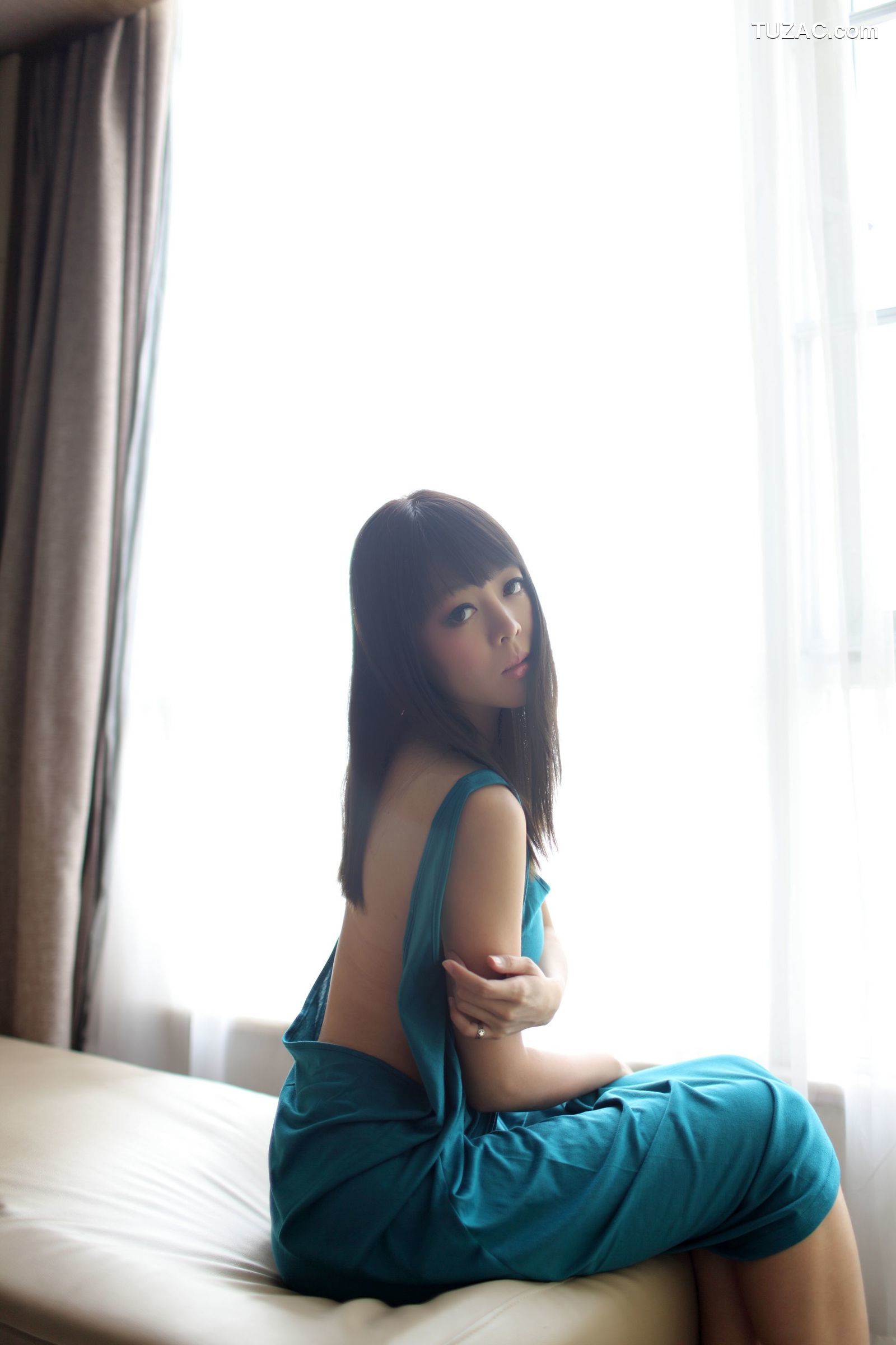 XiuRen秀人网-001-杜Viki-《酒店拍摄-三套装》-2013.09.05