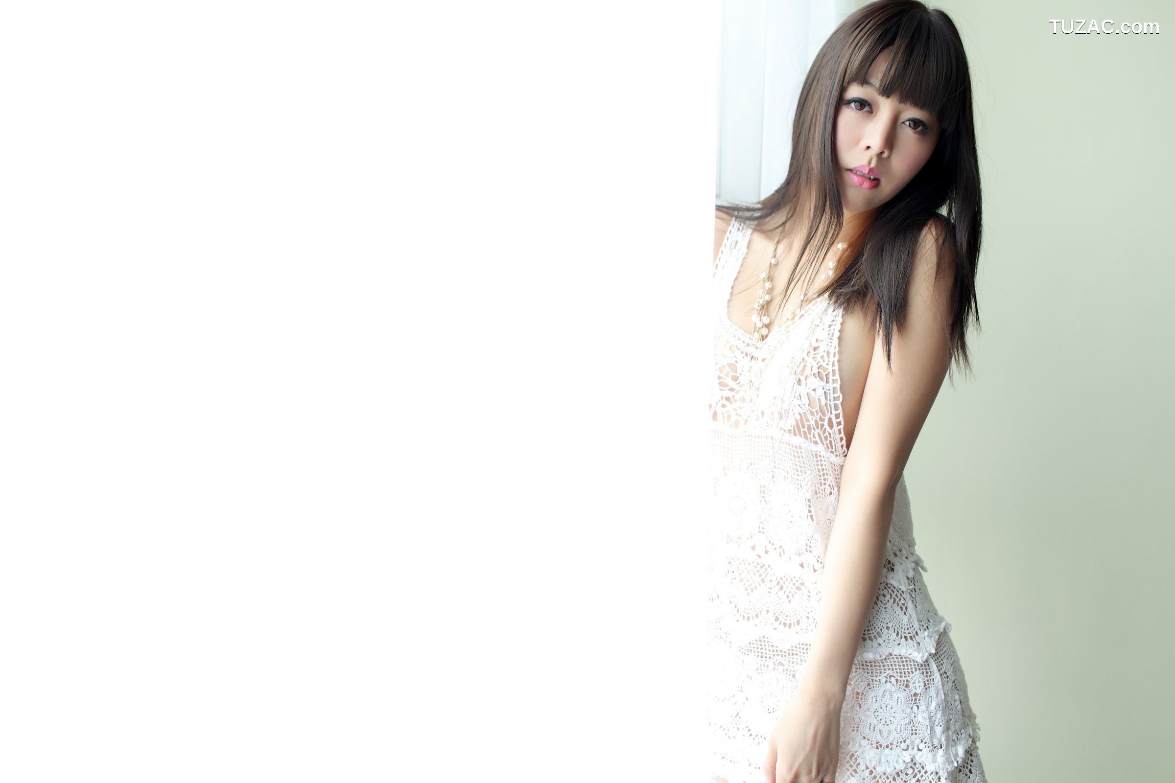 XiuRen秀人网-001-杜Viki-《酒店拍摄-三套装》-2013.09.05