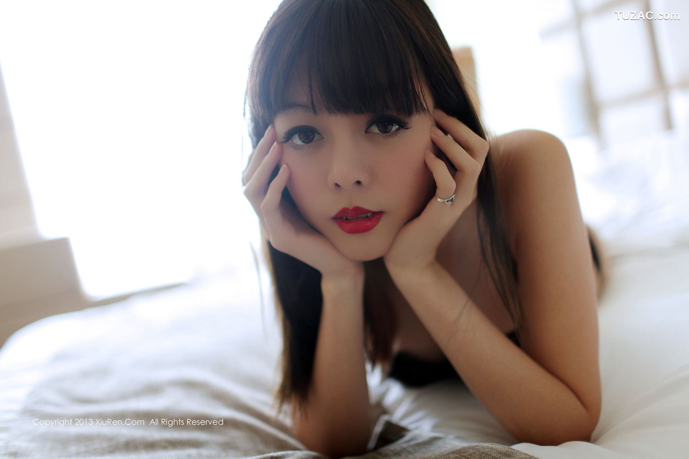 XiuRen秀人网-001-杜Viki-《酒店拍摄-三套装》-2013.09.05