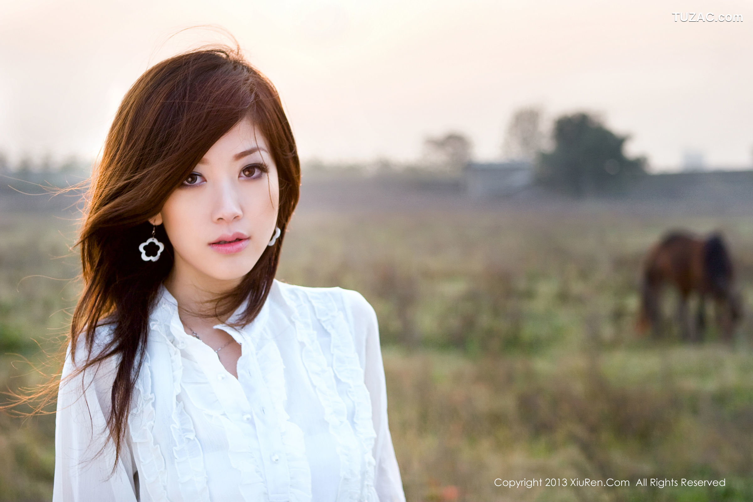 XiuRen秀人网-016-模特加菲-《高挑的梦中情人》-2013.09.24