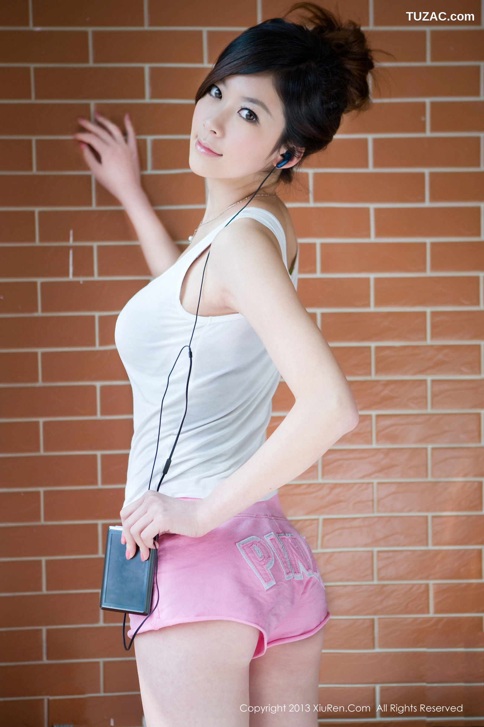 XiuRen秀人网-016-模特加菲-《高挑的梦中情人》-2013.09.24