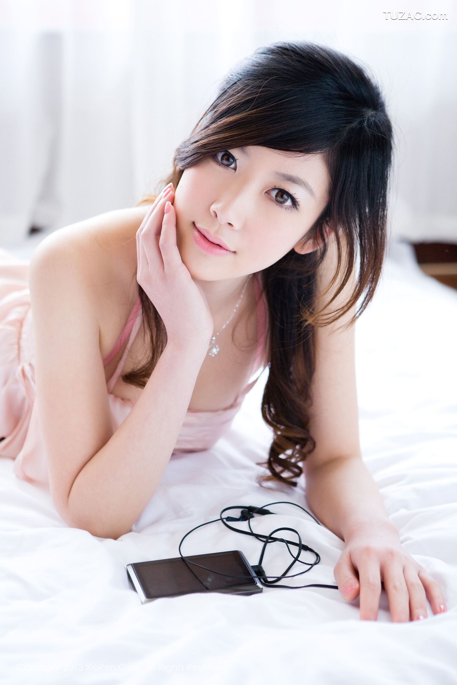 XiuRen秀人网-016-模特加菲-《高挑的梦中情人》-2013.09.24