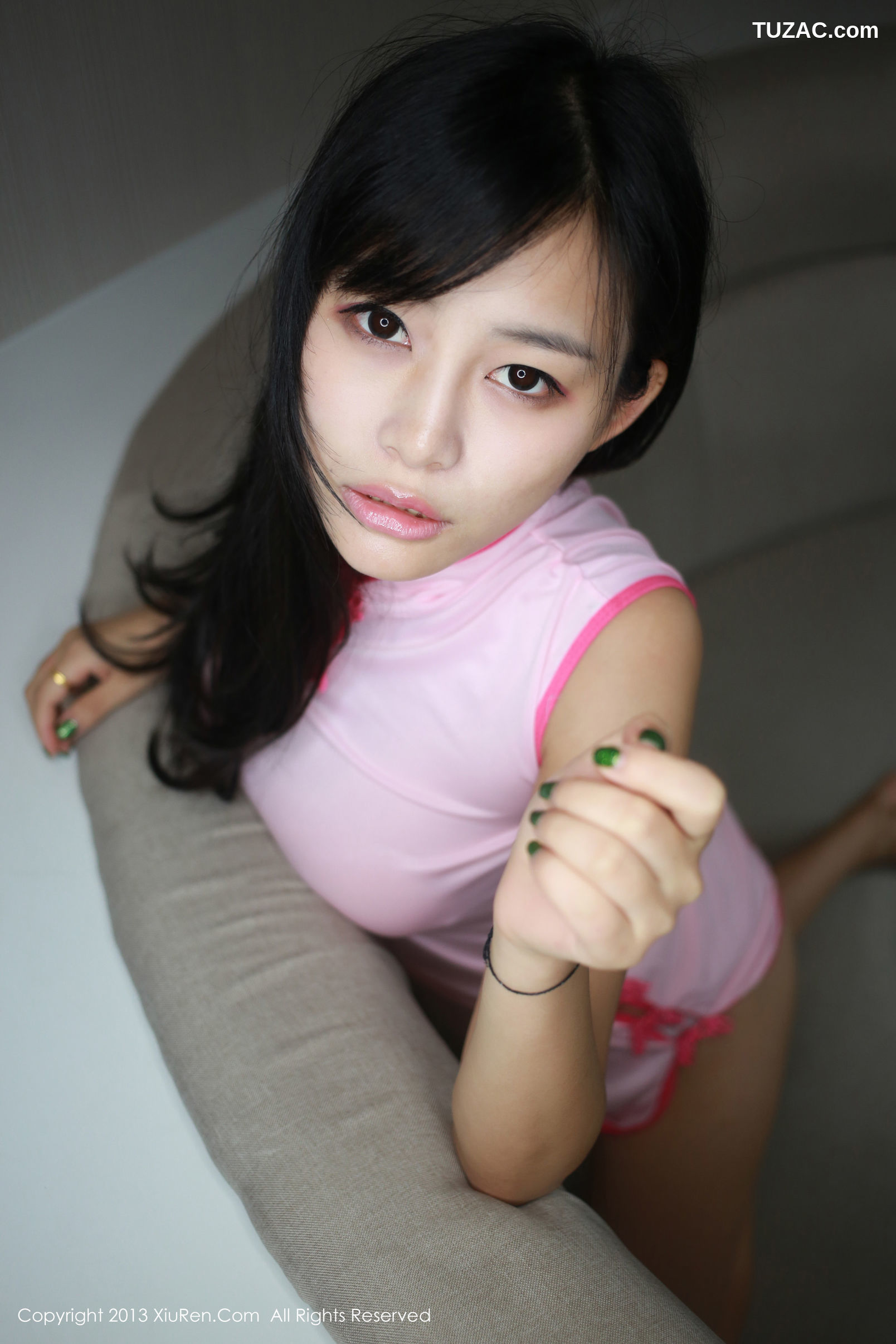 XiuRen秀人网-027-易欣Viya-《火辣狂野的妹子》-2013.10.09