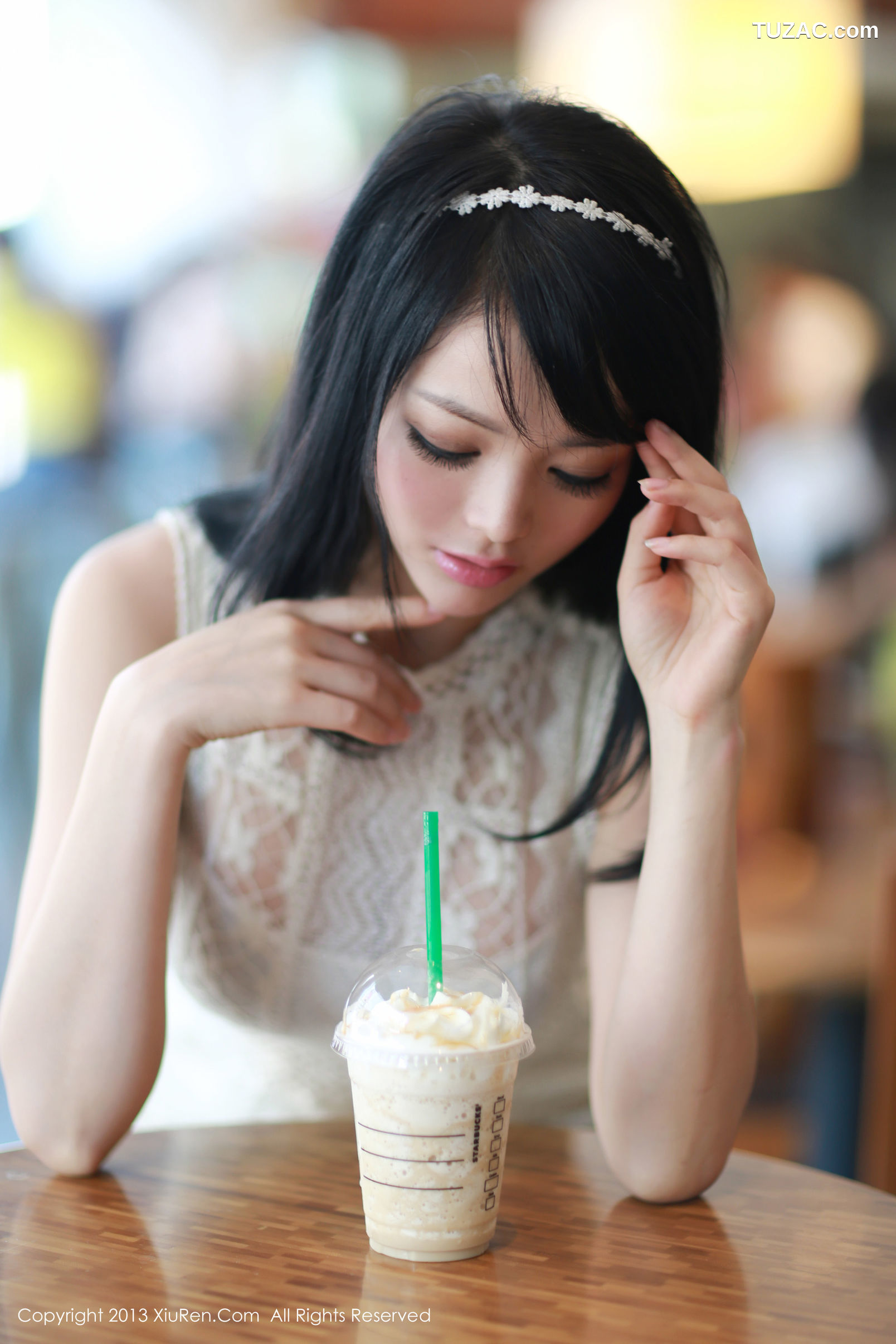 XiuRen秀人网-038-网络红人Angelalee李玲-歪歪-作品全集-2013.10.25