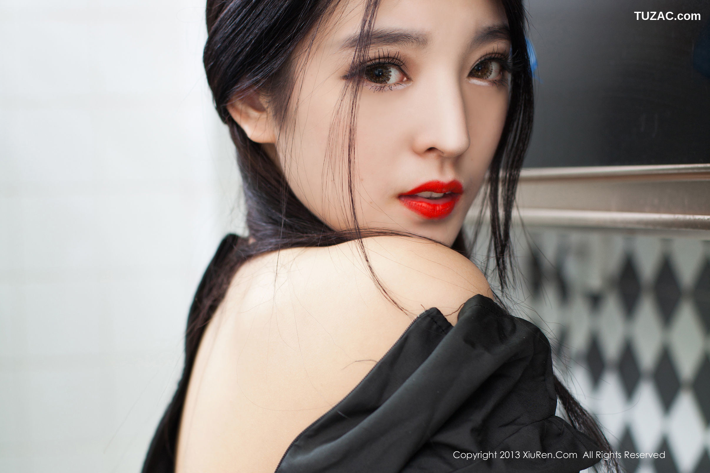 XiuRen秀人网-066-陈大榕-百变女神-2013.12.21