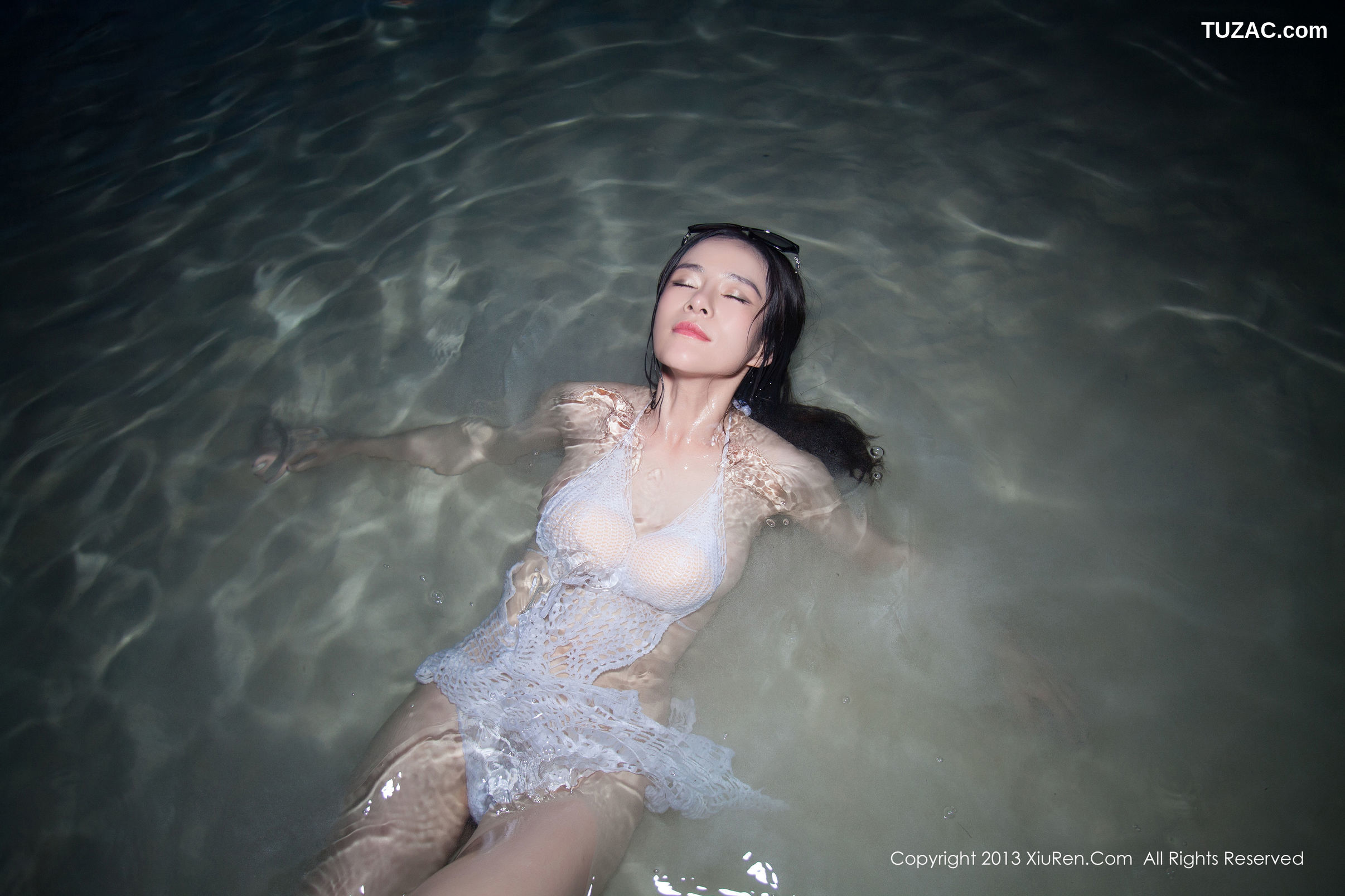 XiuRen秀人网-069-Nancy小姿-《海边唯美比基尼系列》-2013.12.24