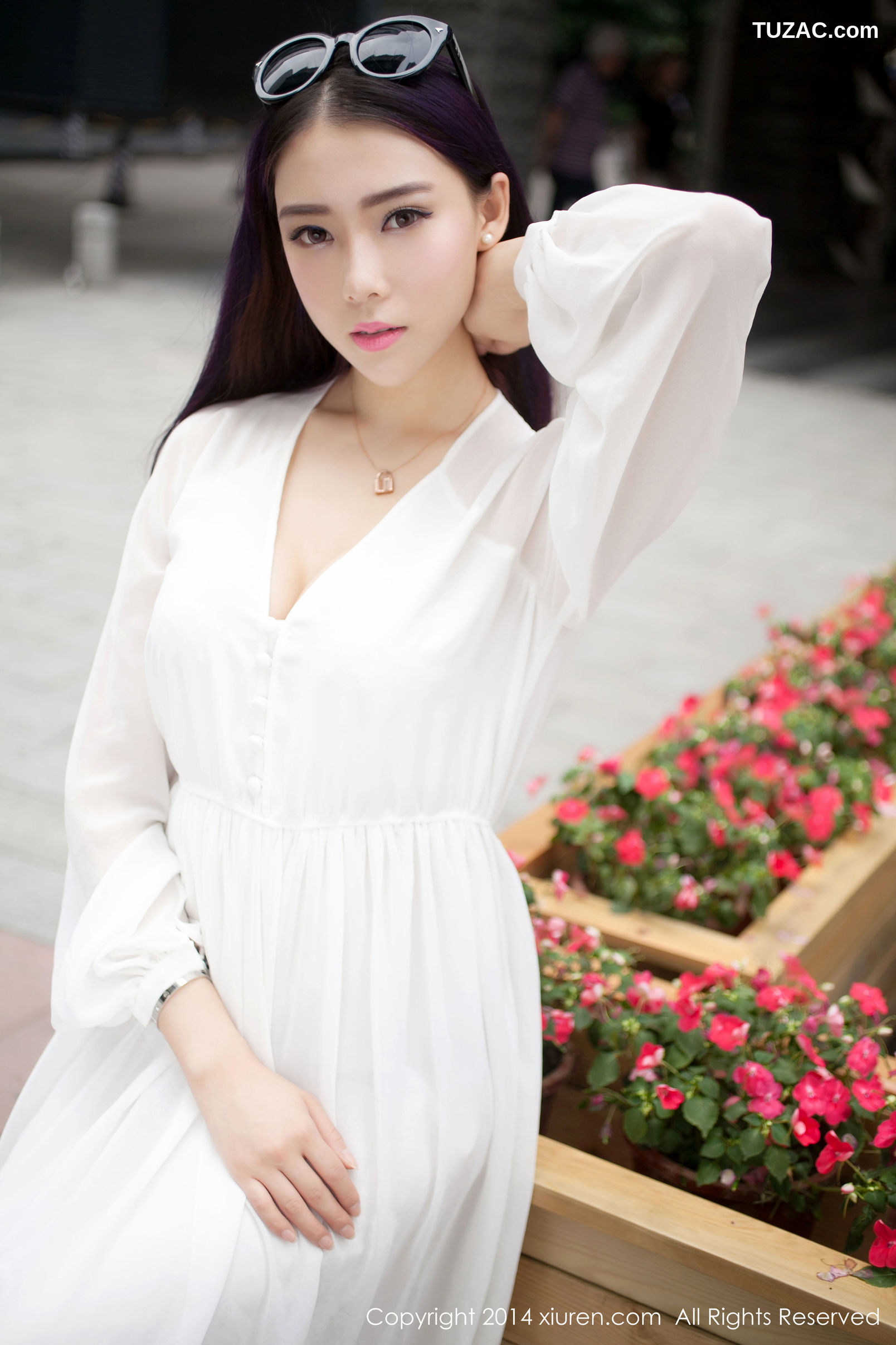 XiuRen秀人网-131-夢娜Vanessa-《款款而来的特级女神》-2014.04.29