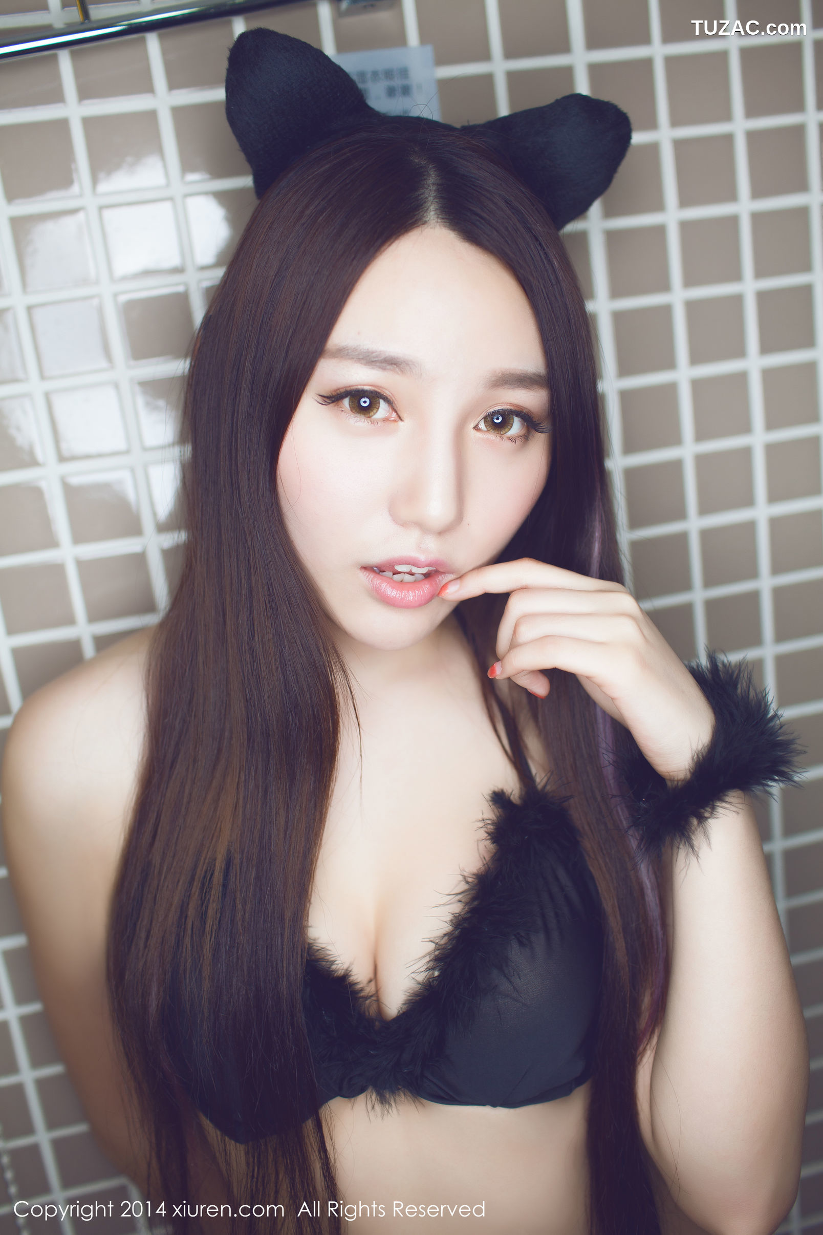 XiuRen秀人网-139-女神刘奕宁-泰国街拍-2014.05.26