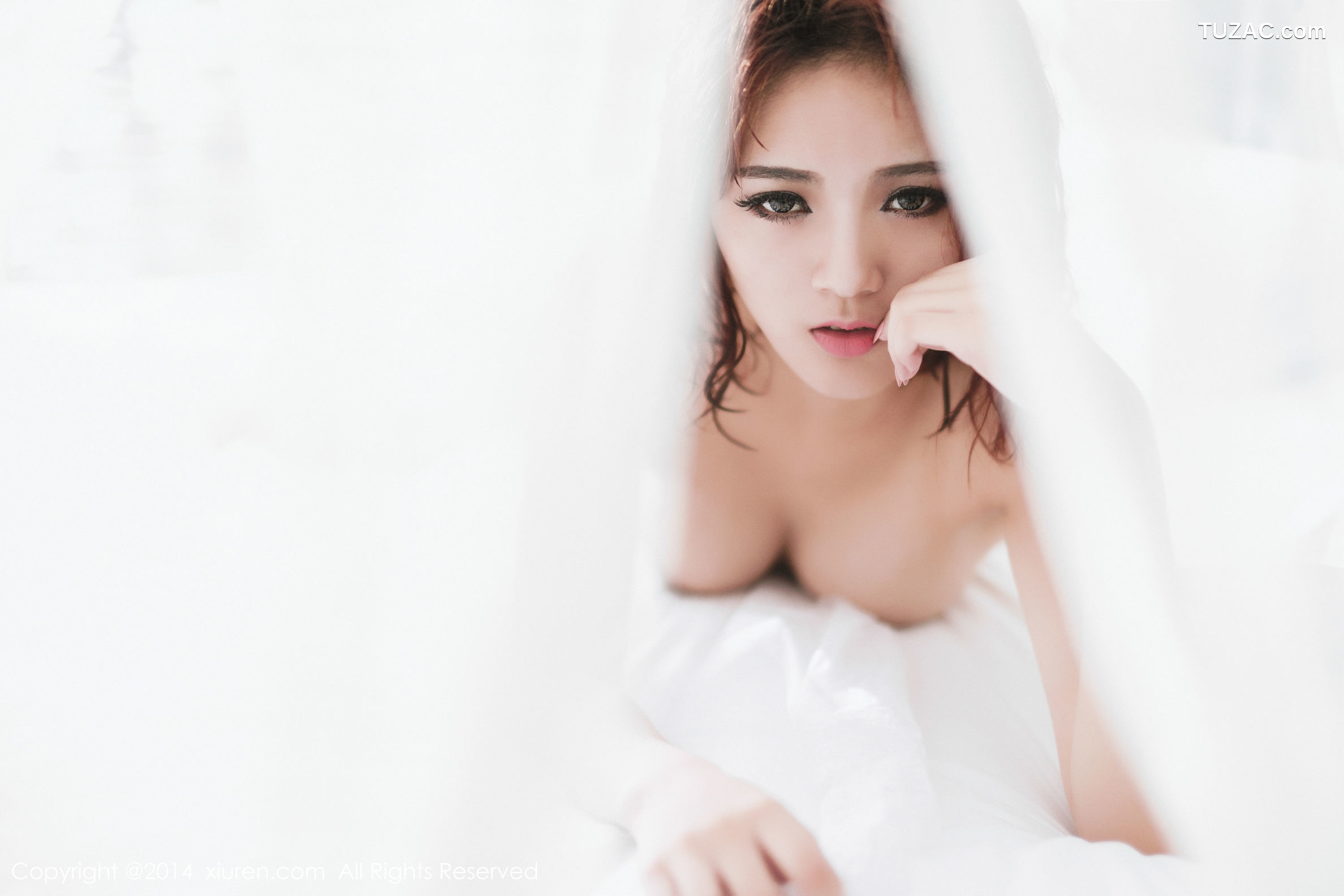 XiuRen秀人网-211-Yoyo苏小苏-《人体艺术》-2014.09.07