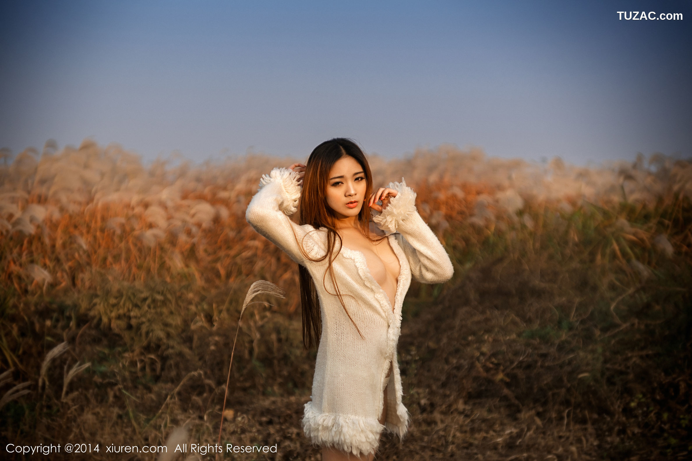 XiuRen秀人网-211-Yoyo苏小苏-《人体艺术》-2014.09.07