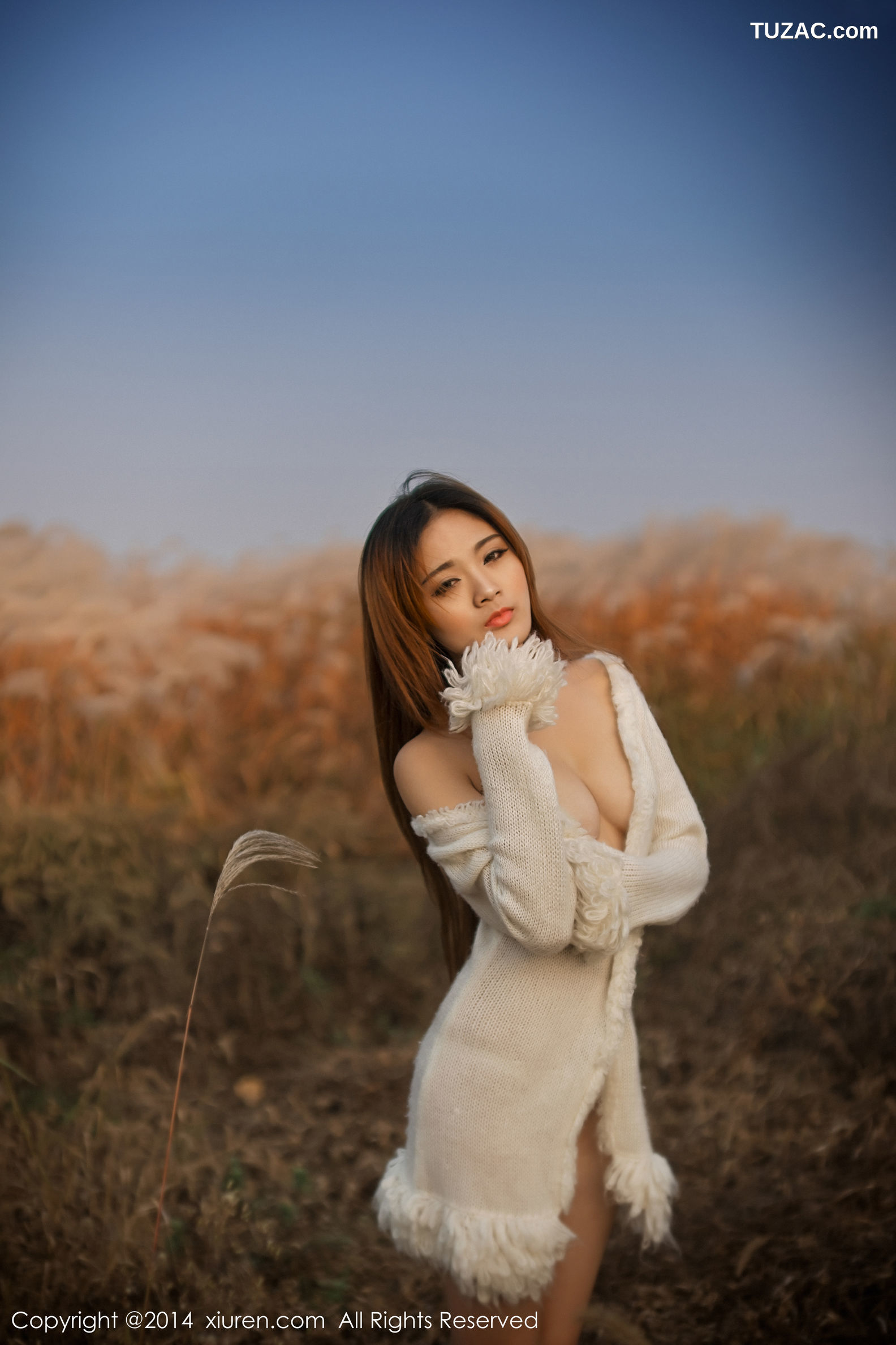 XiuRen秀人网-211-Yoyo苏小苏-《人体艺术》-2014.09.07