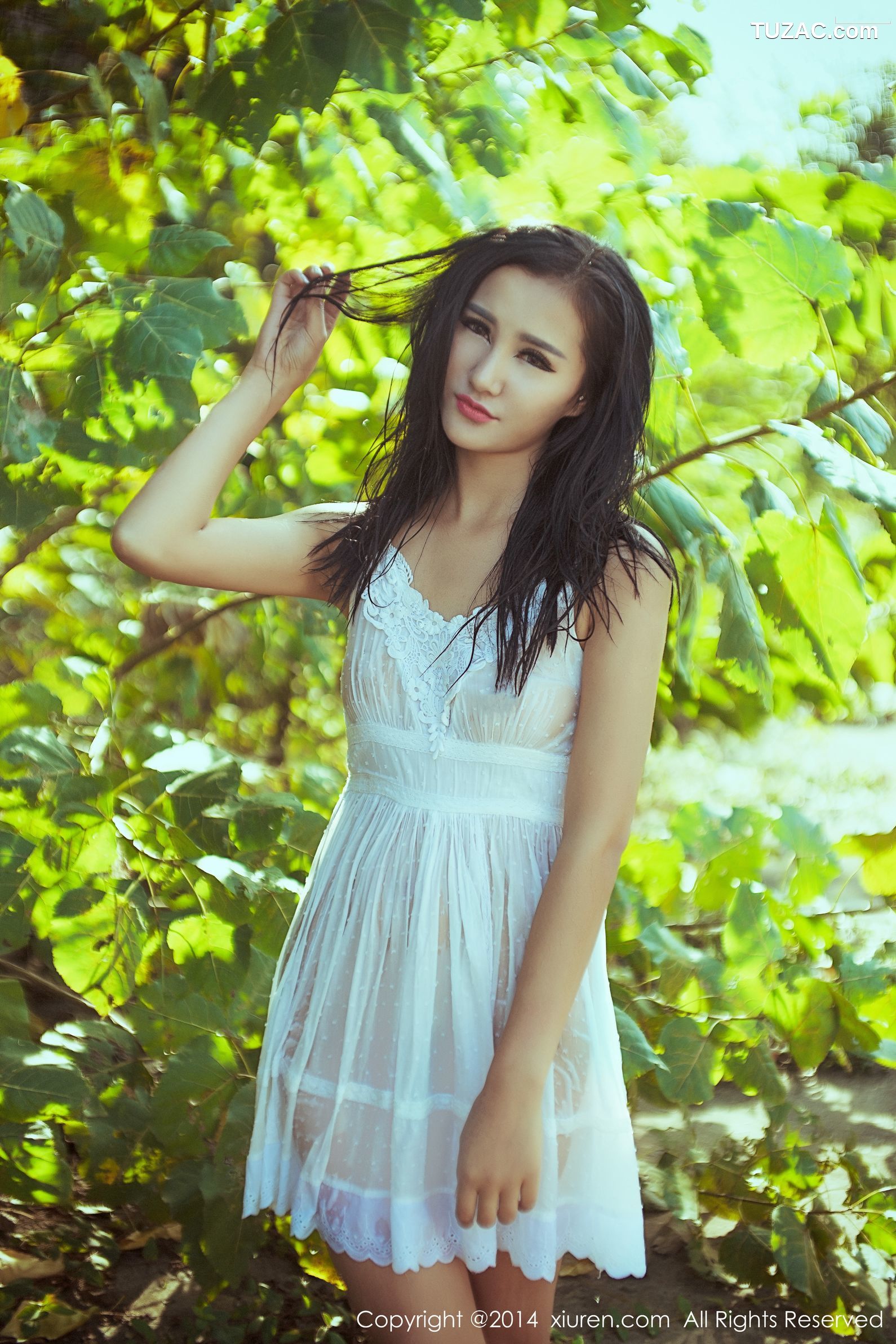 XiuRen秀人网-226-刘薇拉-《烈日下的少女》-2014.10.22