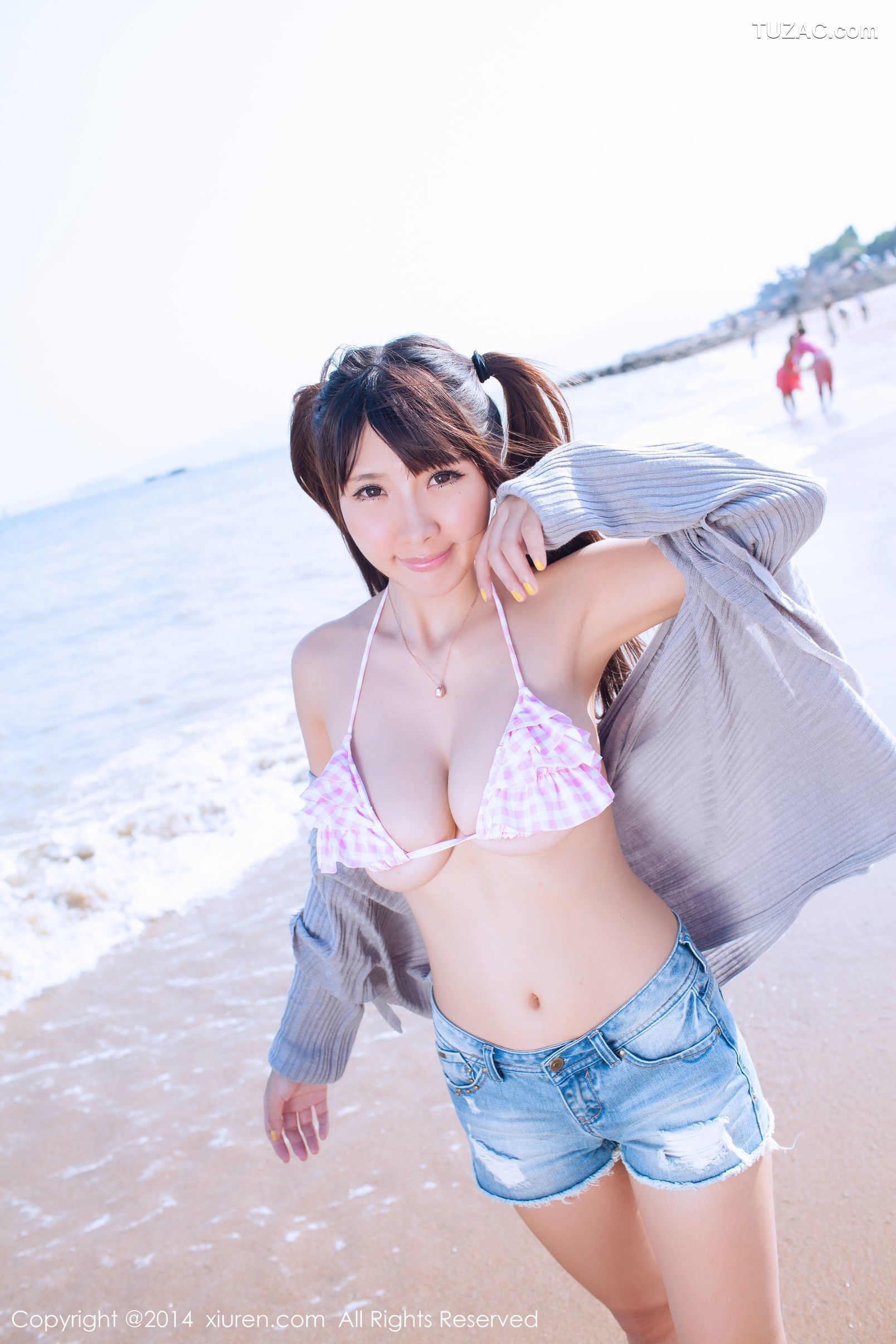 XiuRen秀人网-227-李镇姬-《爆乳内衣-海边系列》-2014.10.23