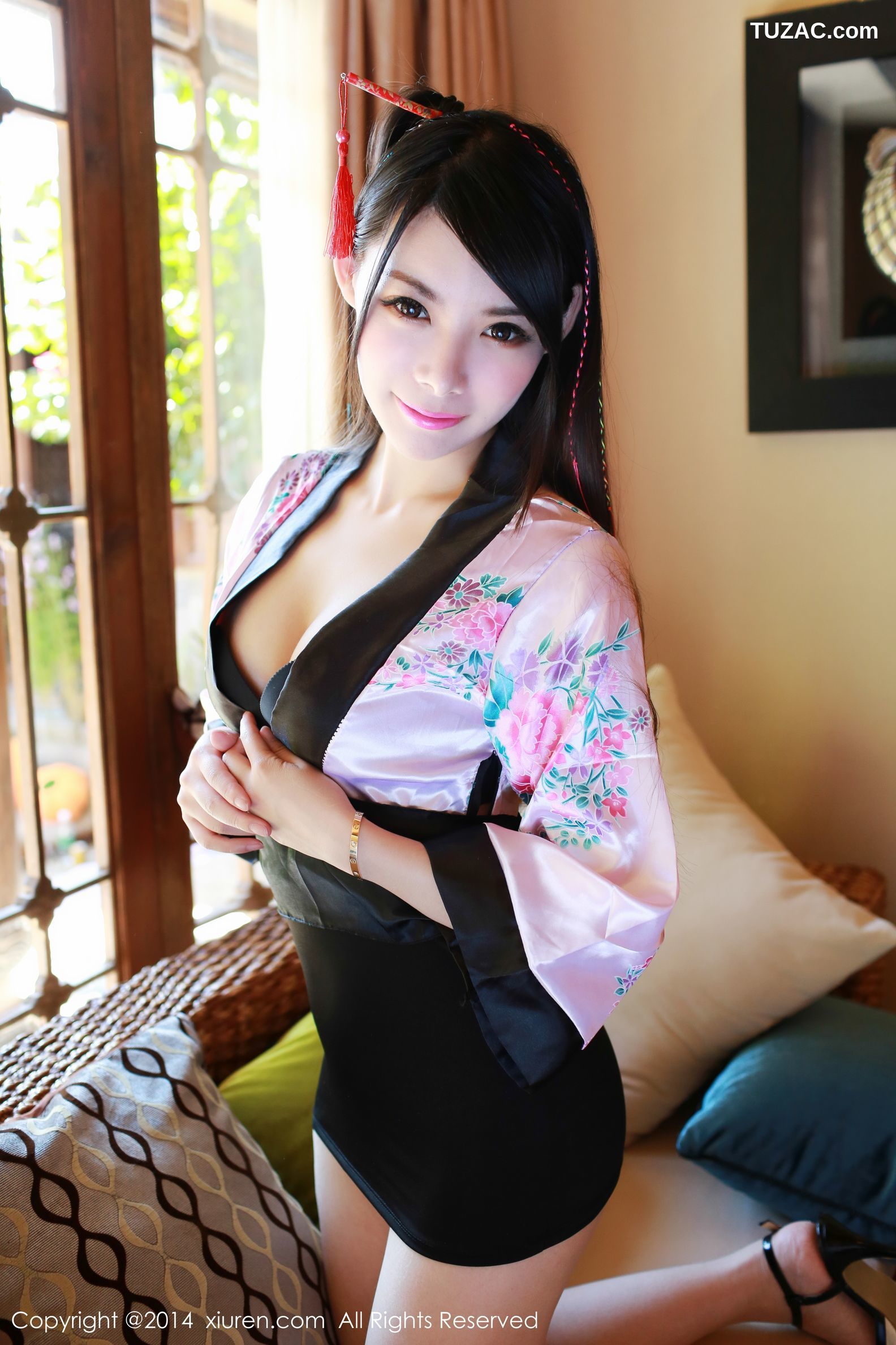 XiuRen秀人网-229-Mara醬-《丽江旅拍》-2014.10.25