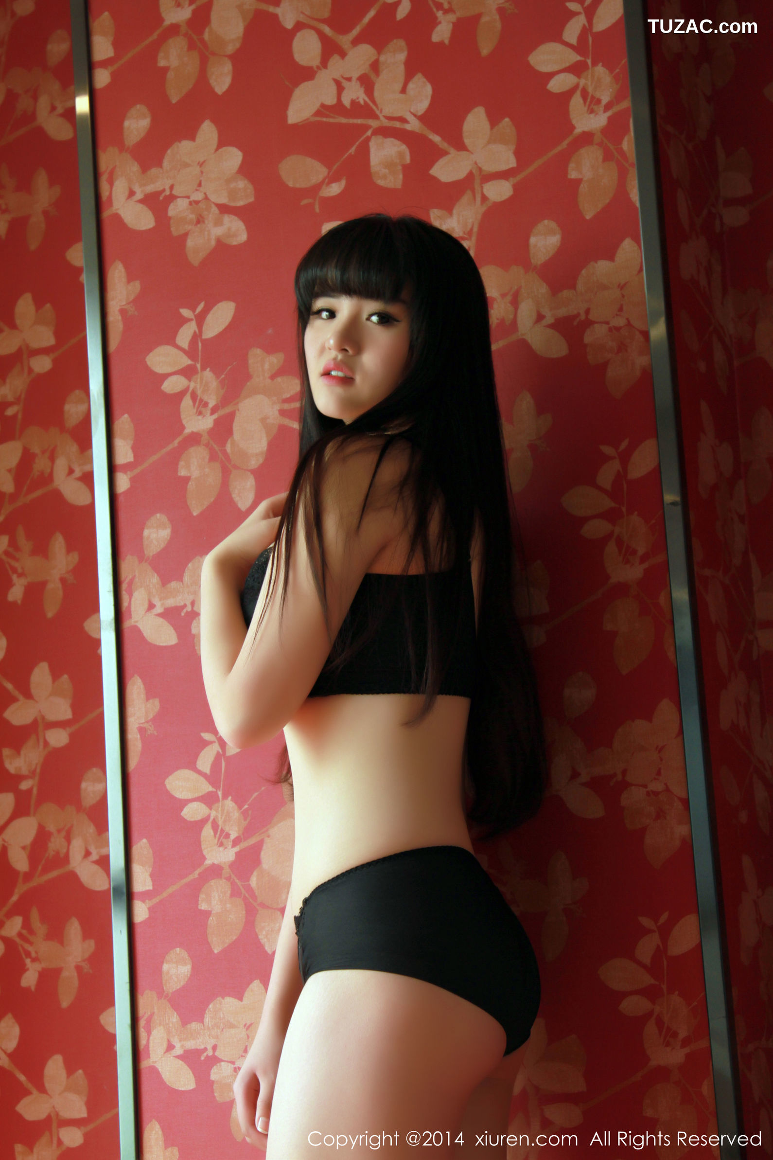 XiuRen秀人网-261-旭儿-F罩杯妹子-2014.12.27