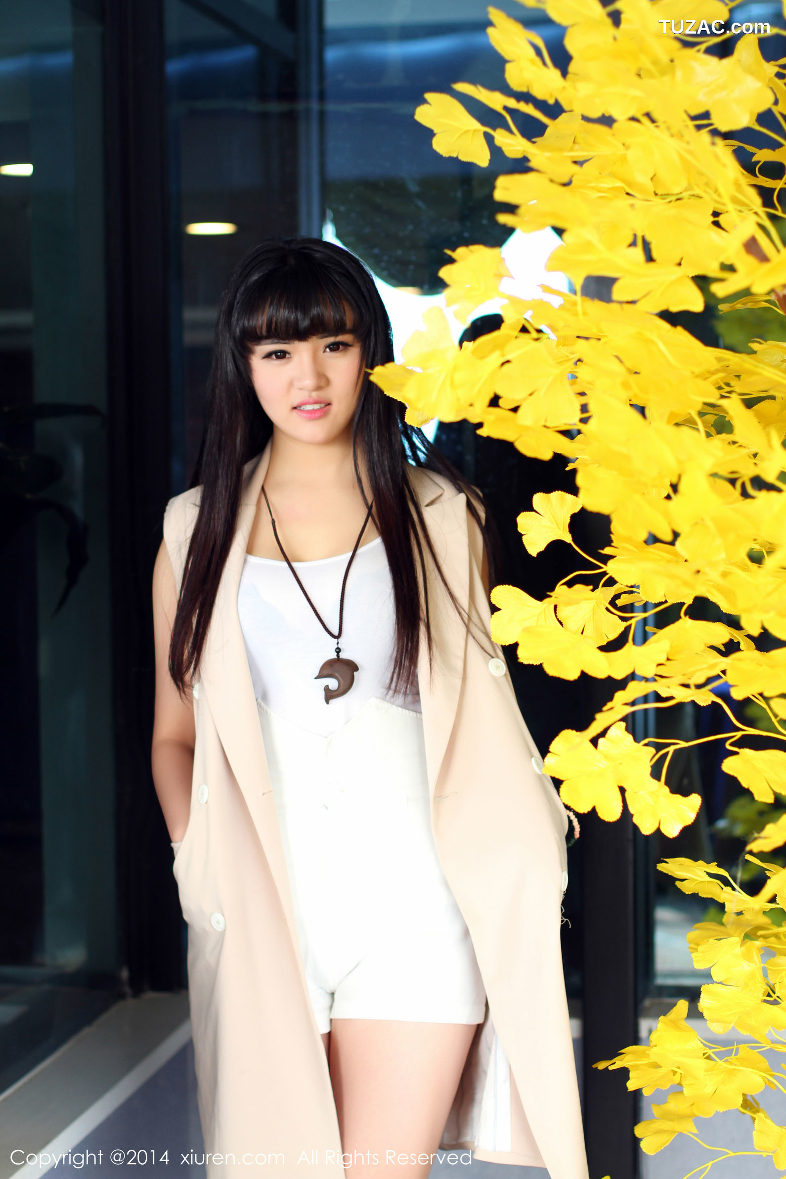 XiuRen秀人网-261-旭儿-F罩杯妹子-2014.12.27