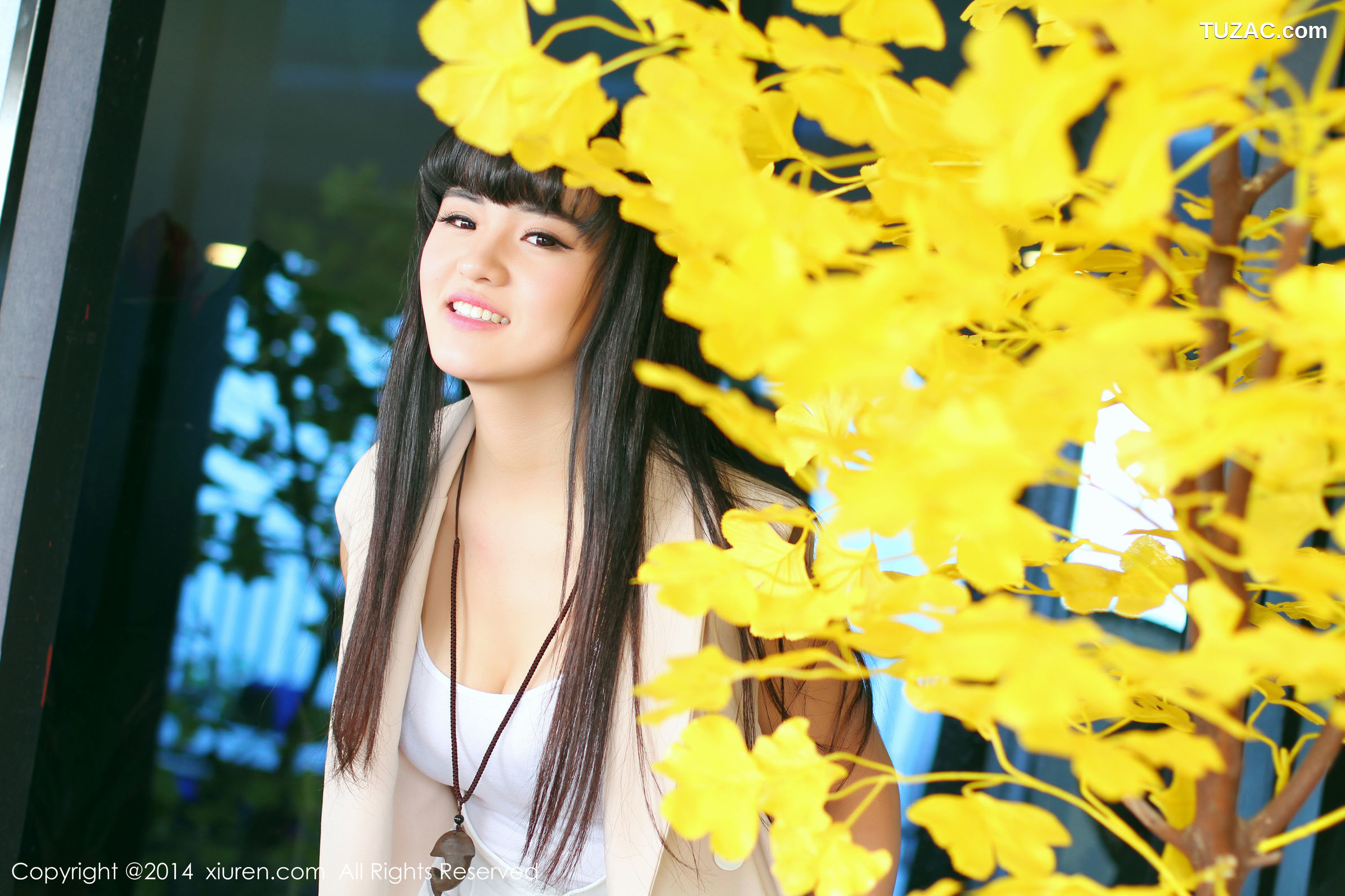 XiuRen秀人网-261-旭儿-F罩杯妹子-2014.12.27