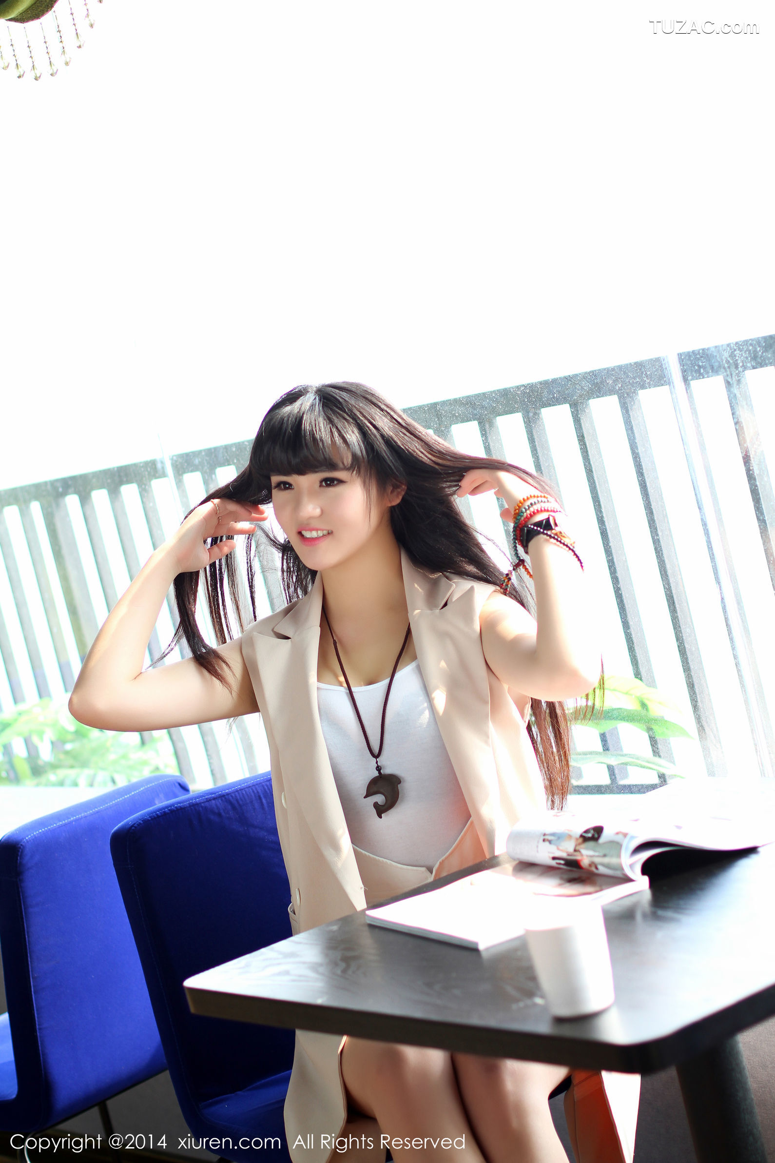 XiuRen秀人网-261-旭儿-F罩杯妹子-2014.12.27