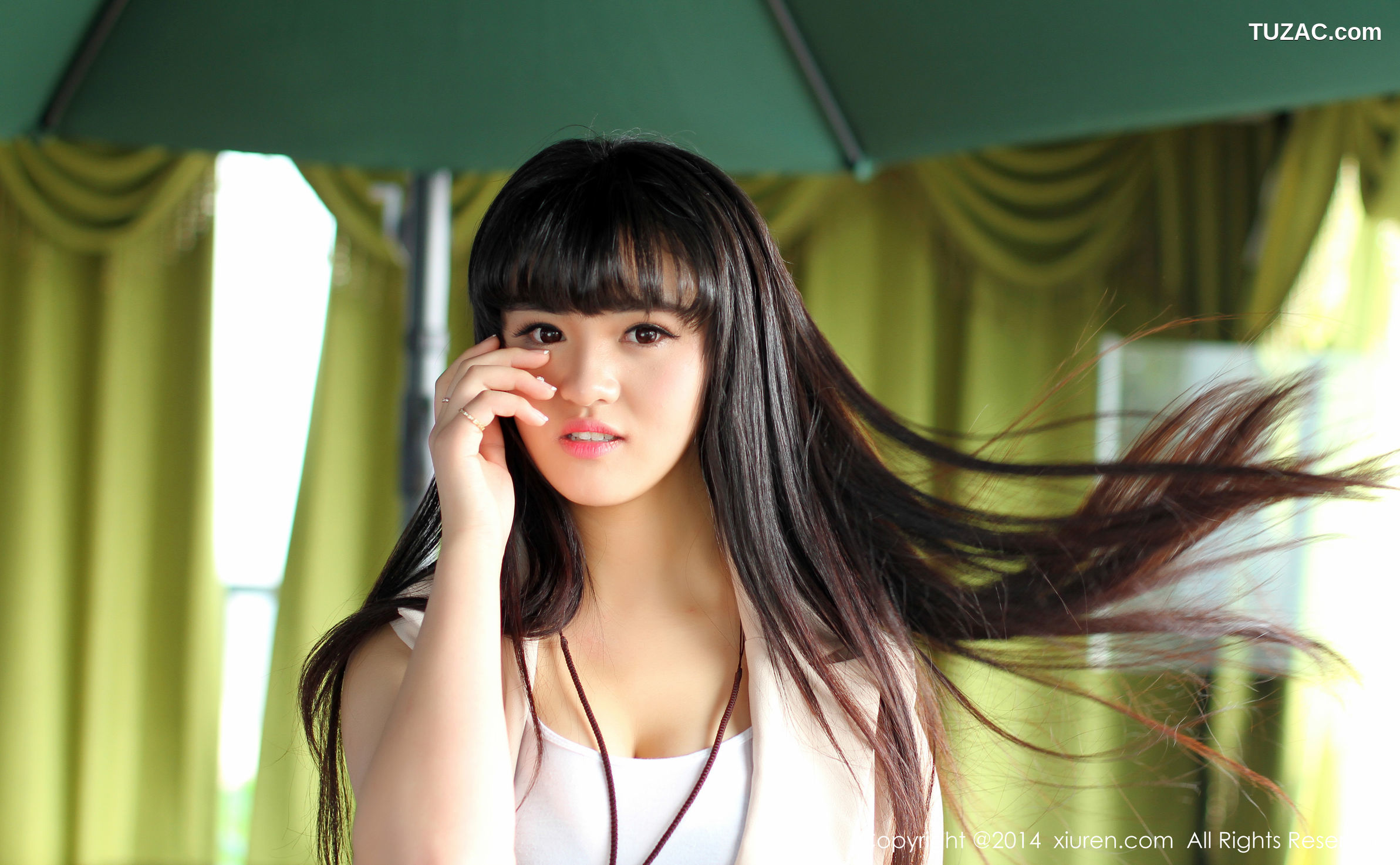 XiuRen秀人网-261-旭儿-F罩杯妹子-2014.12.27