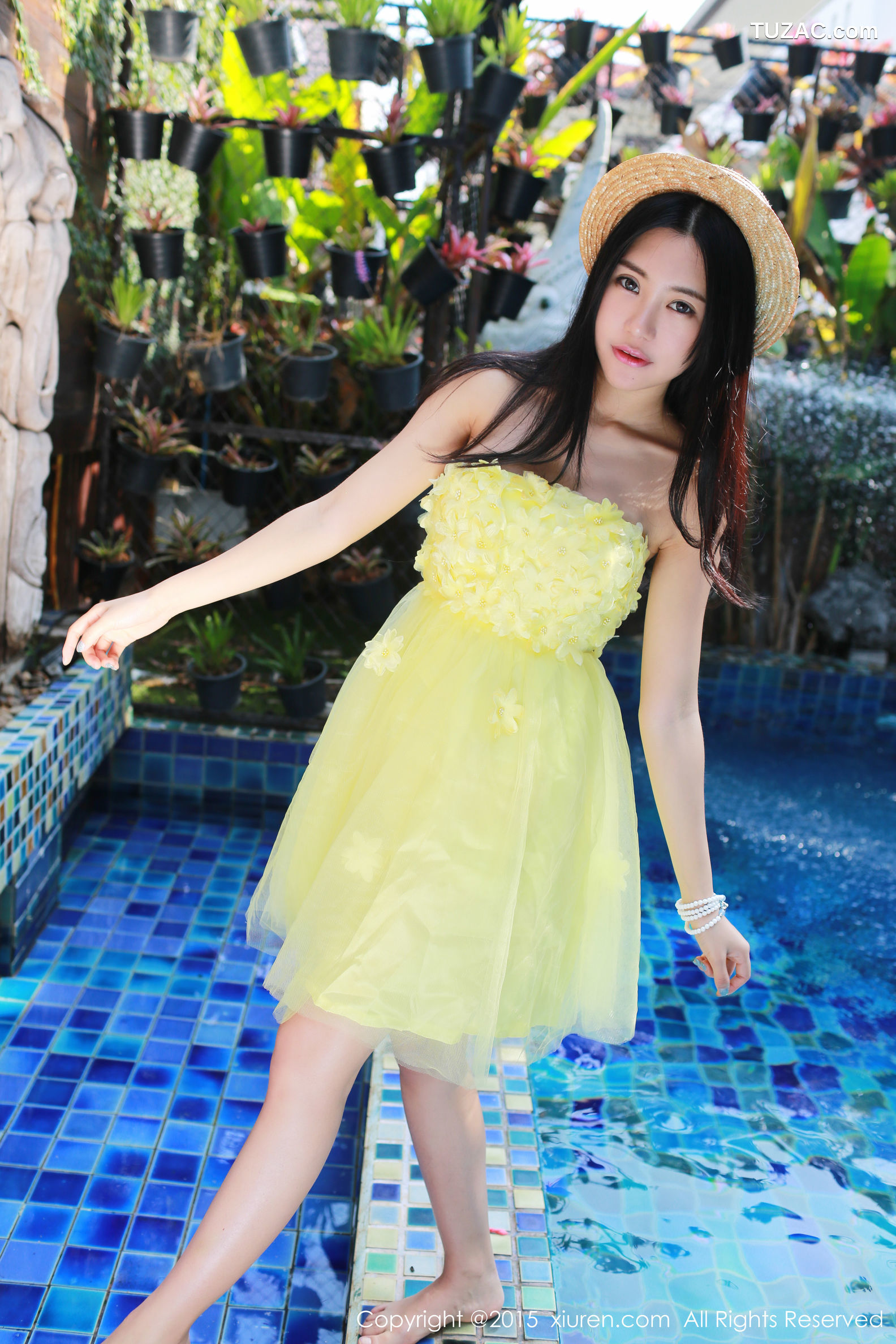 XiuRen秀人网-296-绮里嘉-《泰国清迈旅拍》-2015.02.11