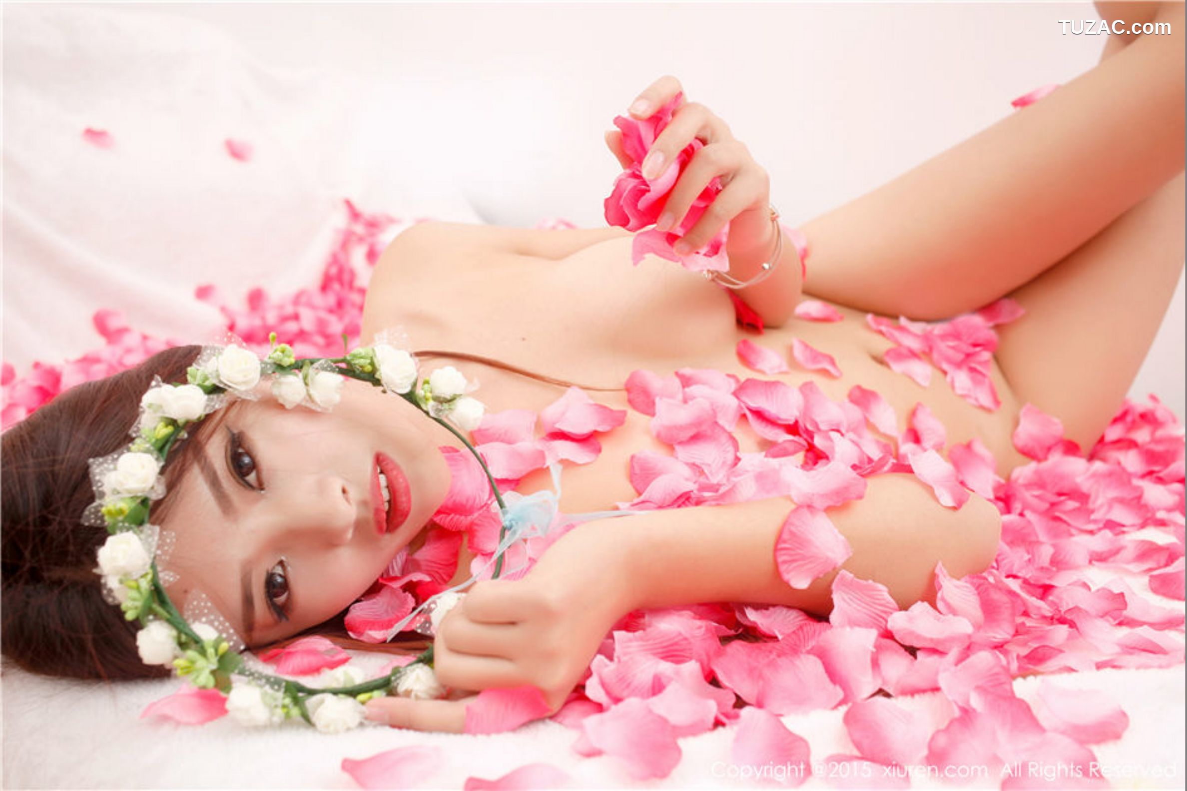 XiuRen秀人网-310-Rose尹冰雅-《私房人体摄影》-2015.03.19