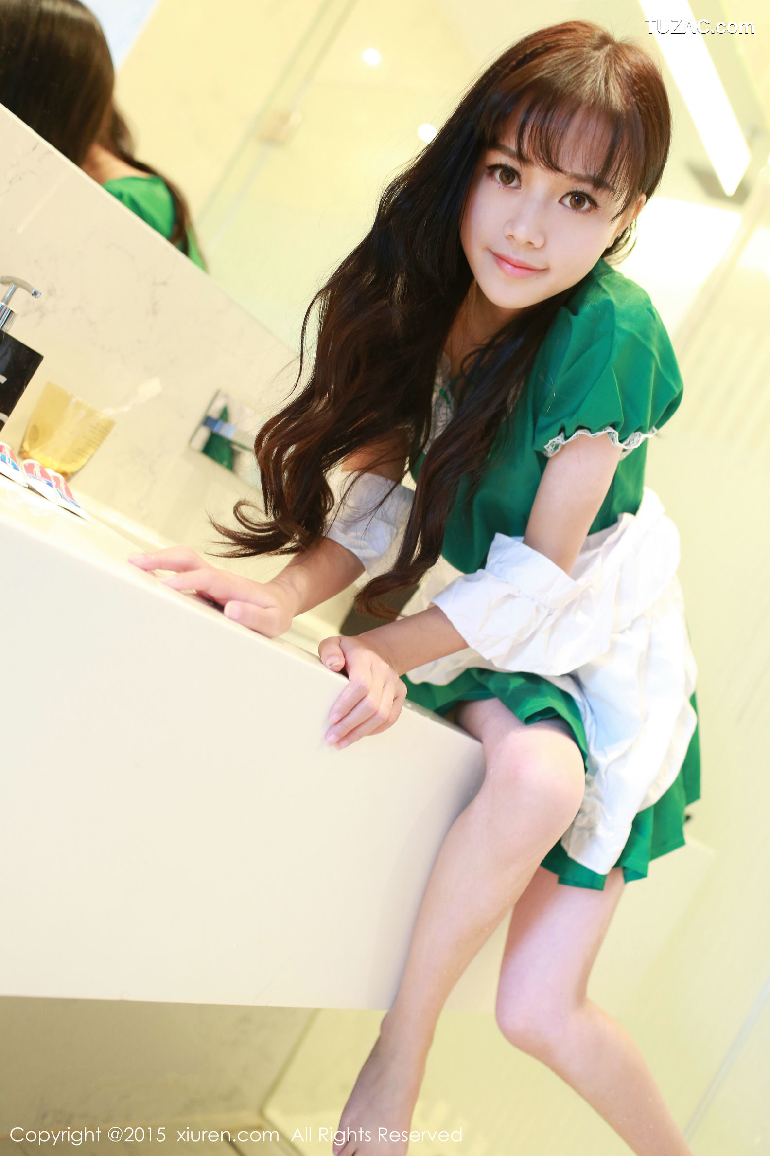 XiuRen秀人网-316-Toro羽住-《泰国曼谷小清新》-2015.04.10